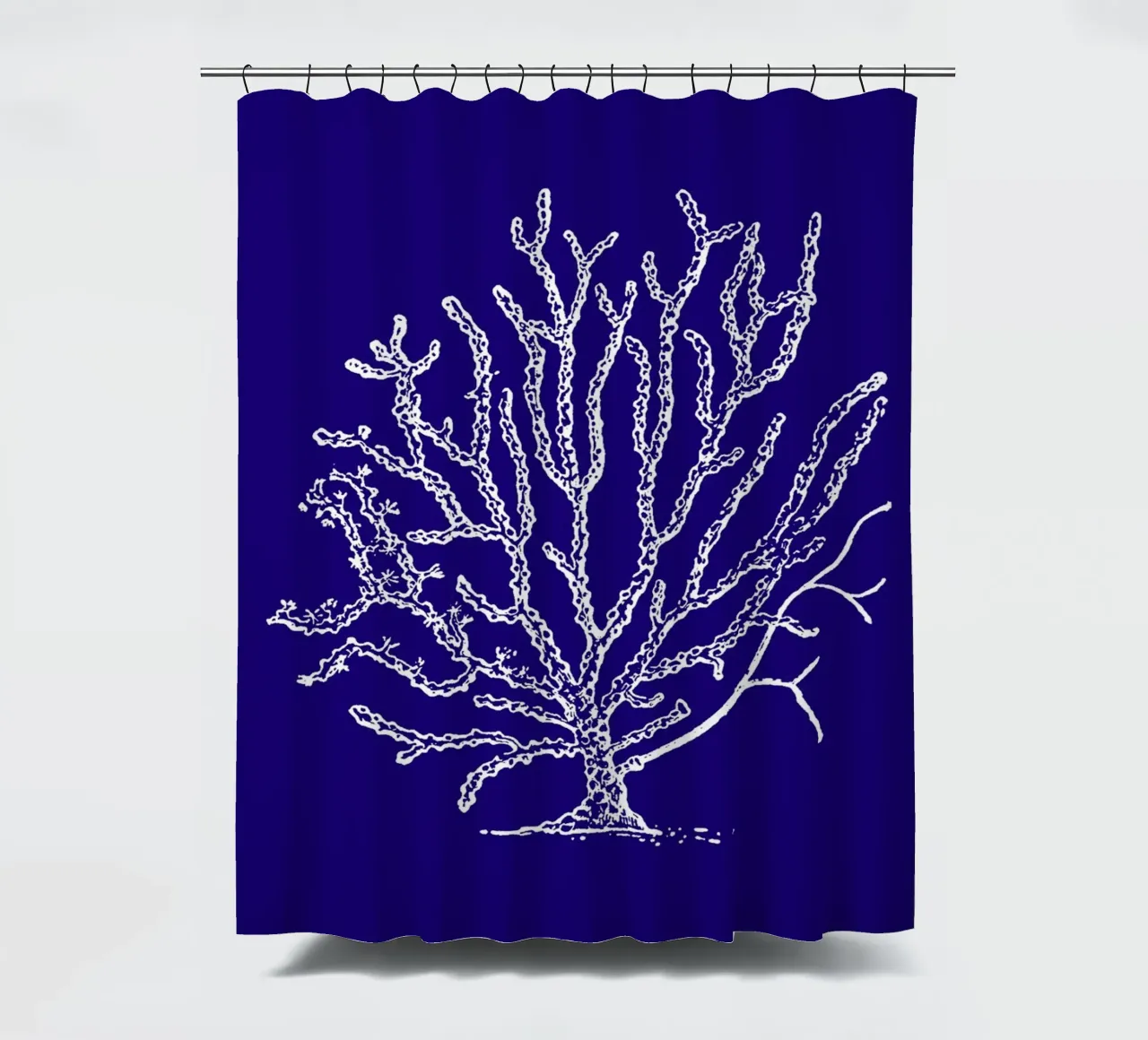 Komplizierte weiße Korallenriff Kunst - Tiefblauer Ozean Druck Duschvorhang von ClubArt