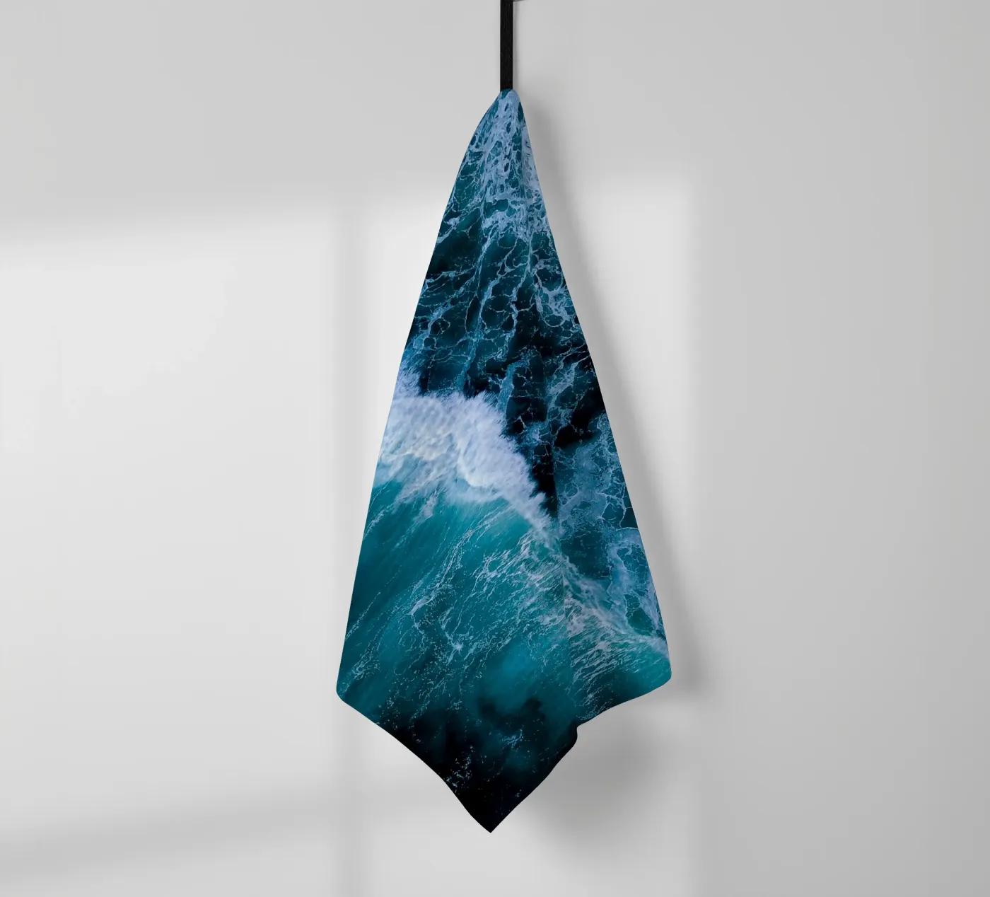 Waves Geschirrtuch von Thilo Grøsch