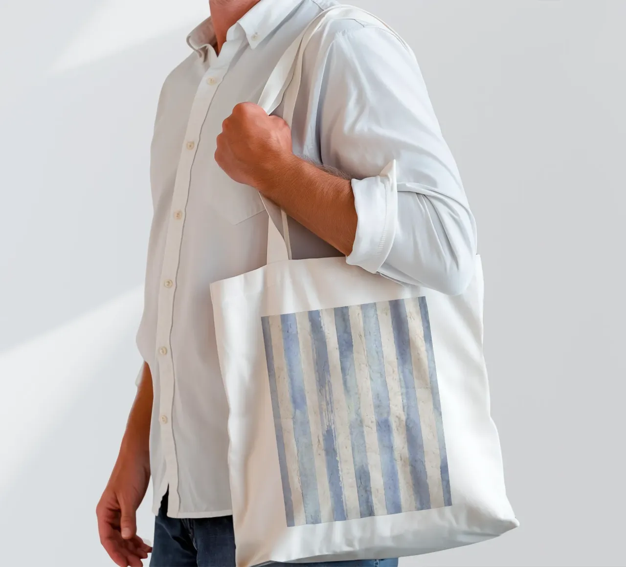 Stampa a righe bianche e blu invecchiate - Coastal Vintage borsa in juta da ClubArt