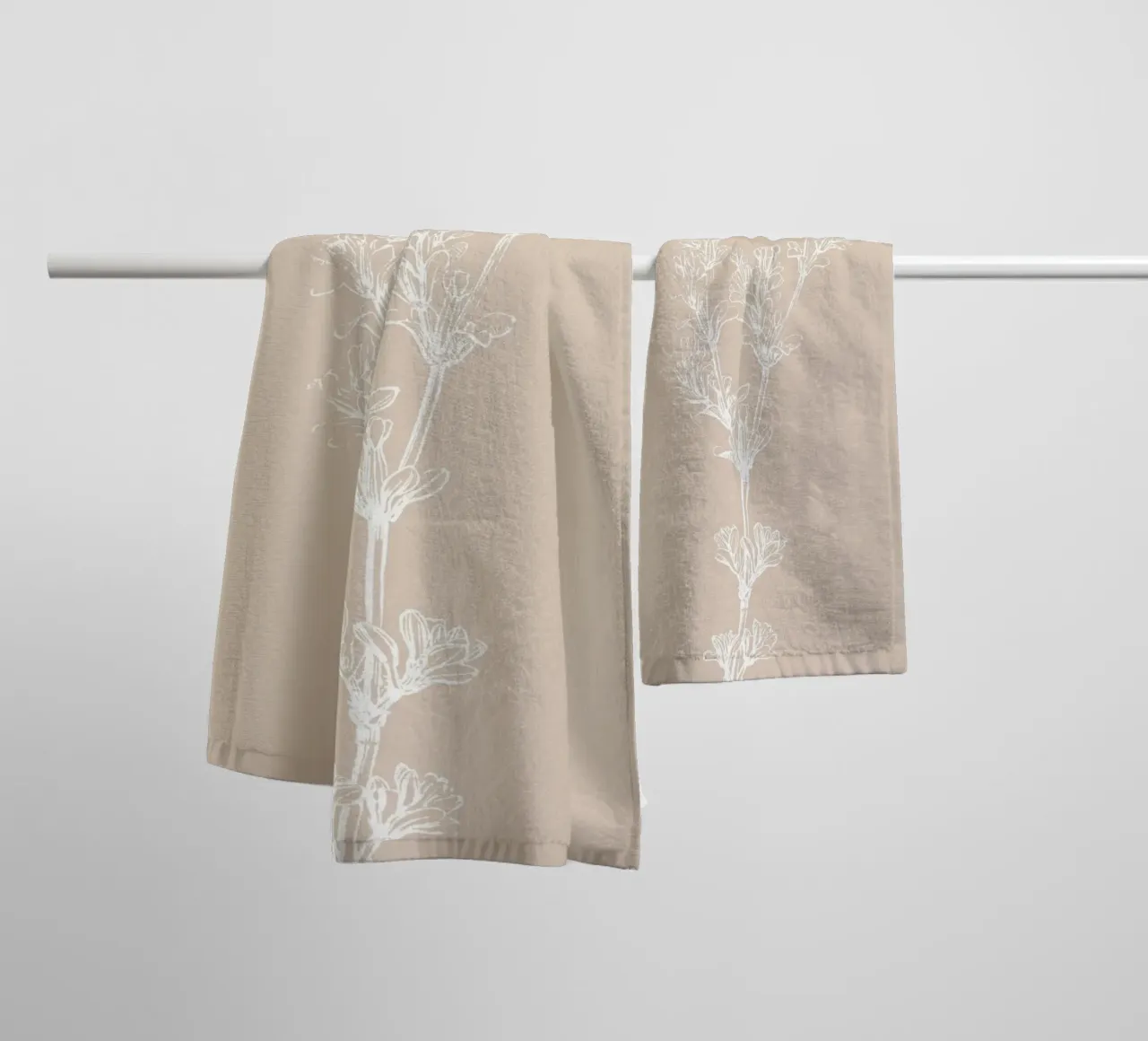 Delicate Botanical Line Art - Neutraler Blumendruck Handtuch von ClubArt