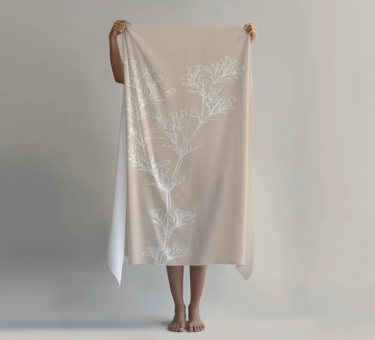 Delicate linee d'arte botaniche - Stampa floreale neutra telo mare da ClubArt