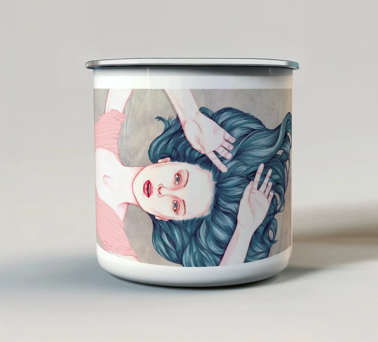 Dream tazza in smalto da Laura O'Connor