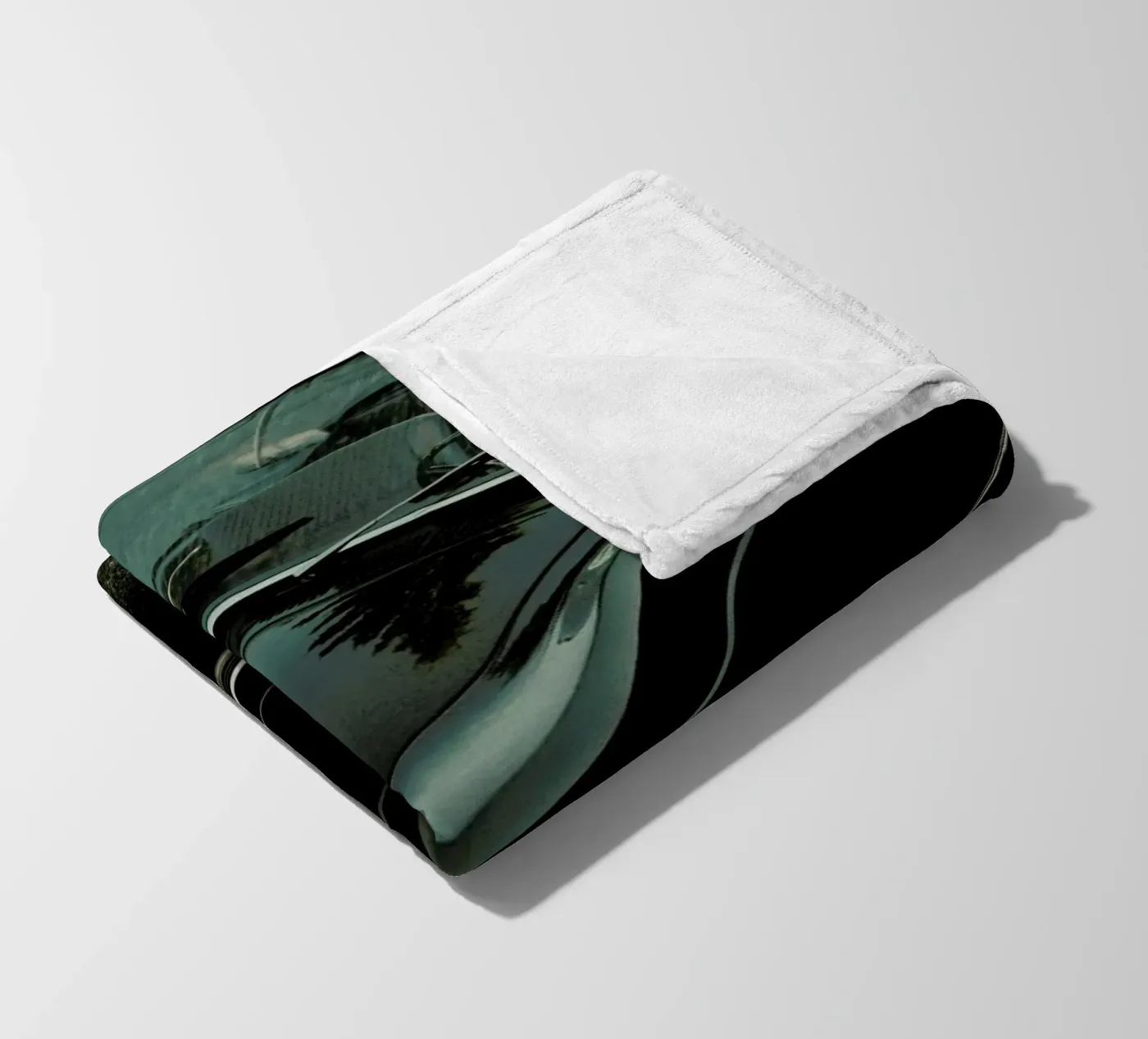 Oldtimer Sundown fleece blanket by Sebastian Hilgetag