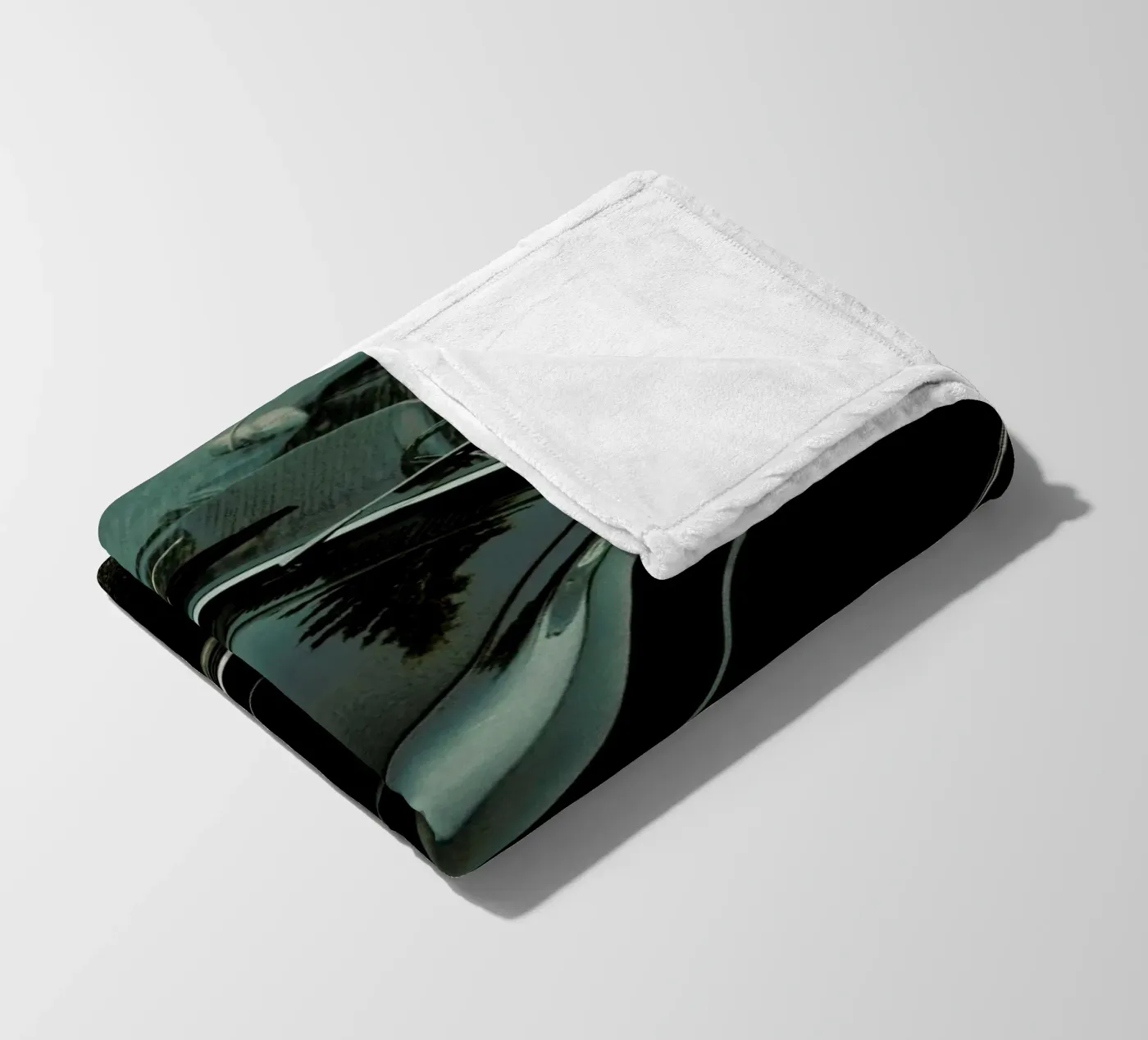 Oldtimer Sundown fleece blanket by Sebastian Hilgetag