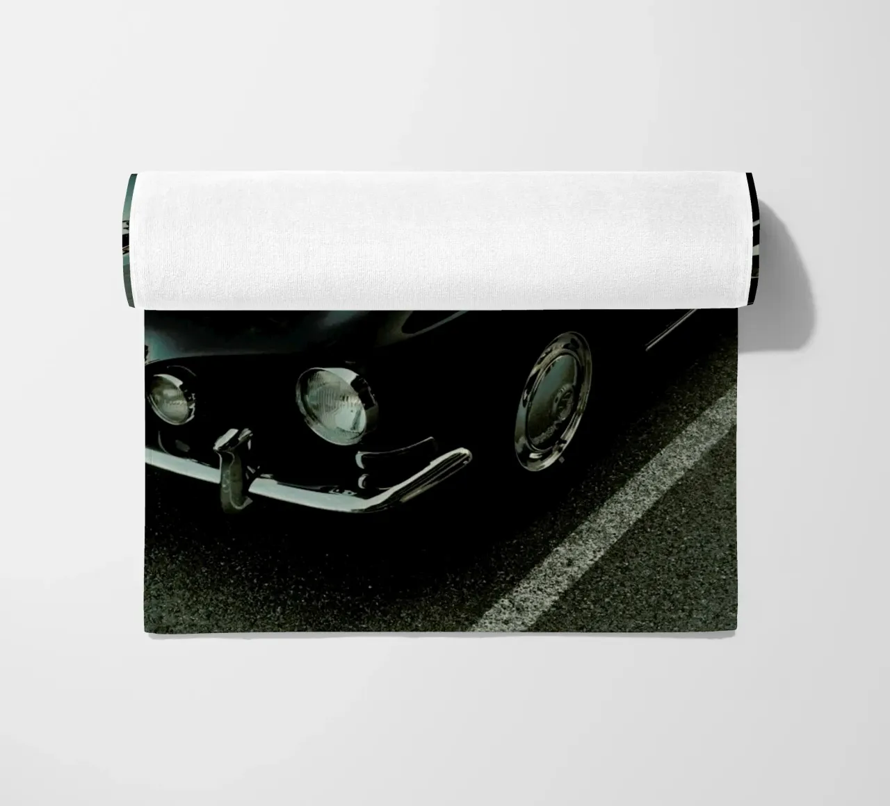 Oldtimer Sundown serviette de plage de Sebastian Hilgetag