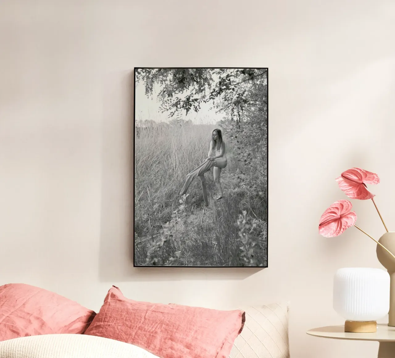 Get Dressed plexiglass da Chris Abatzis