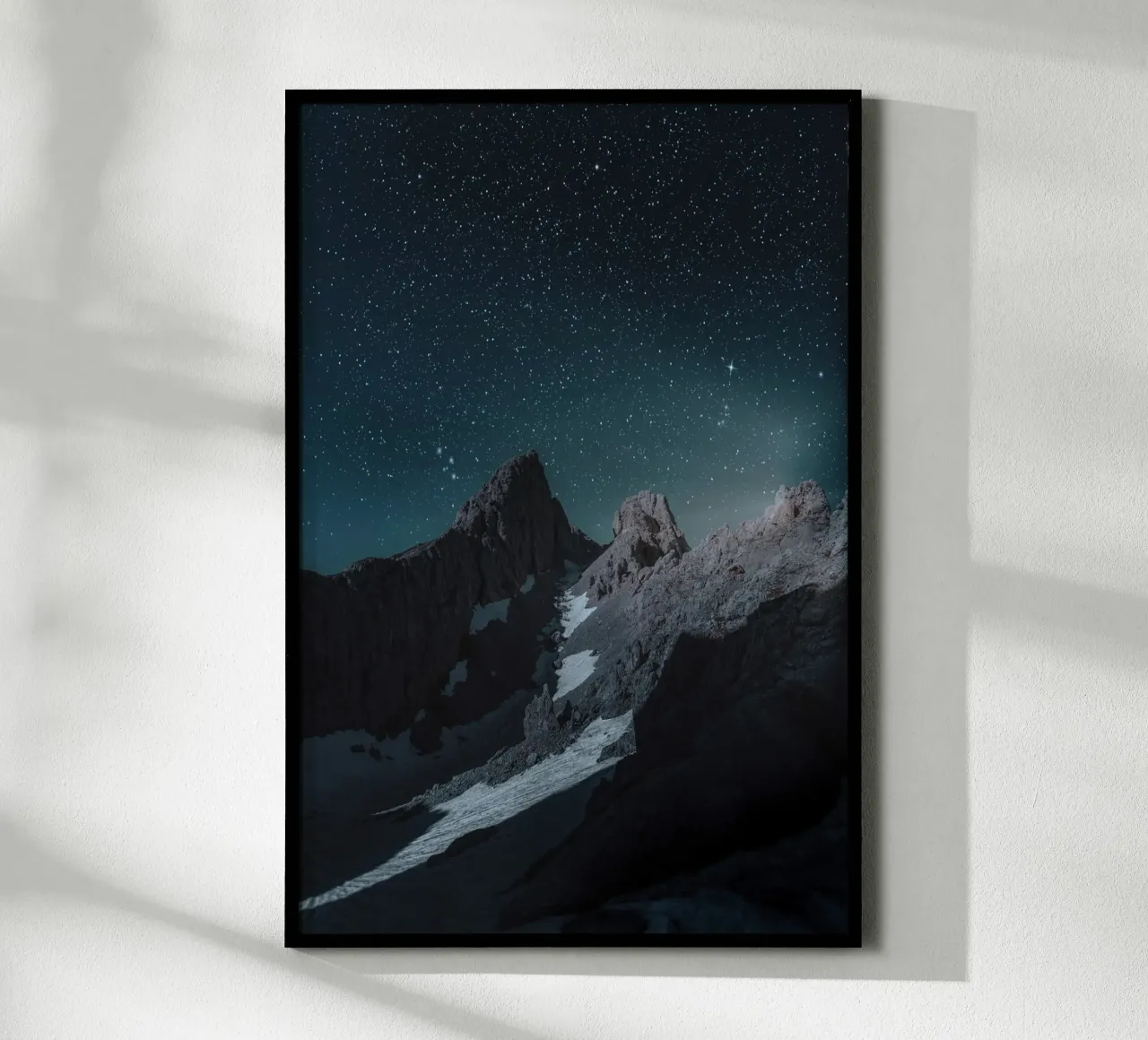 valle al chiaro di luna calma poster con telaio in plastica da space words