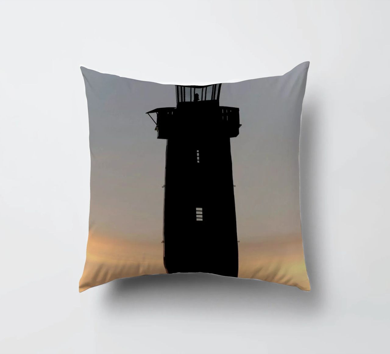 The Perfect Ocean View From The Lighthouse cuscino da Studio Nahili