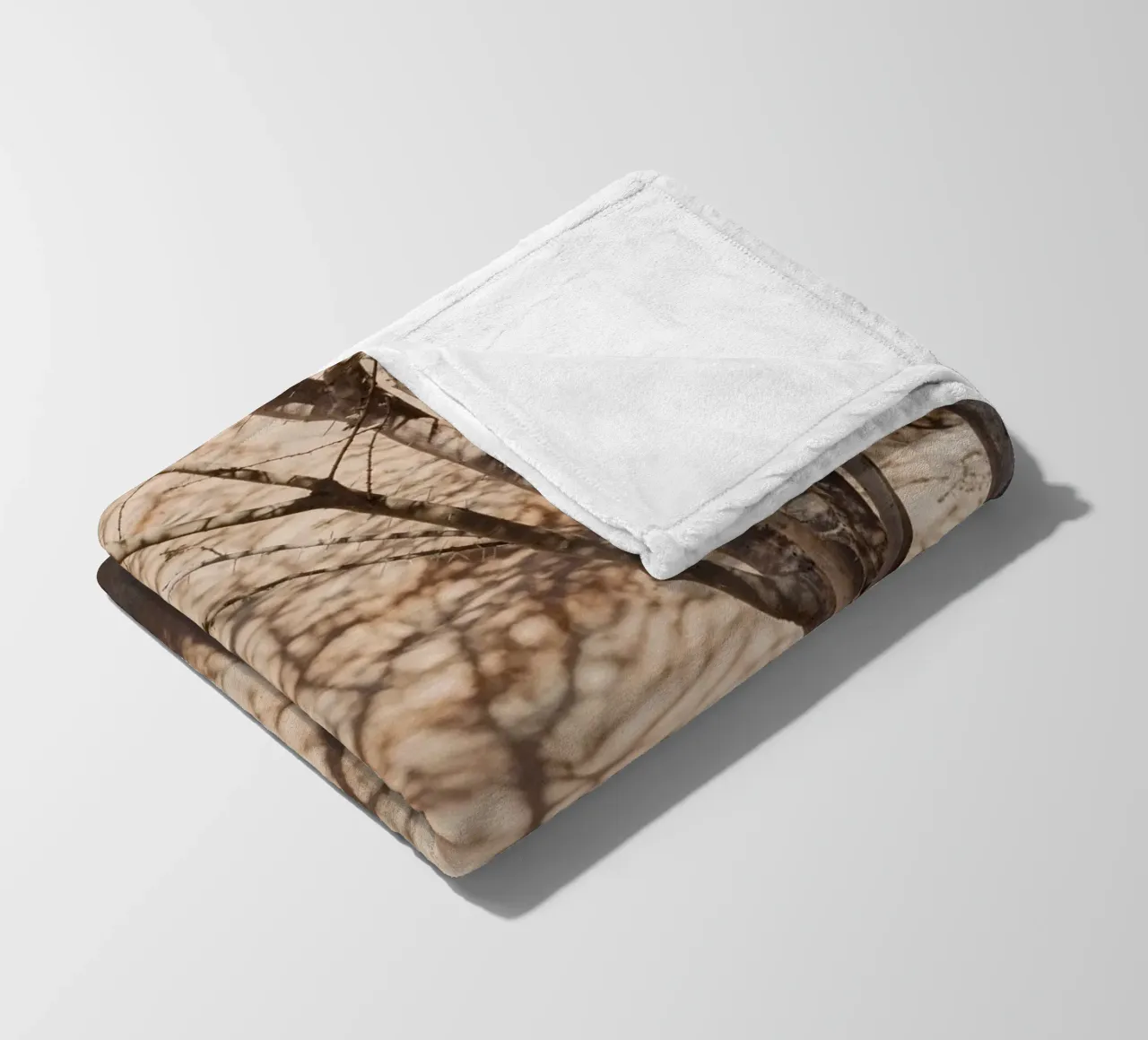 A rock, a tree and shadow coperta in pile da photolovers