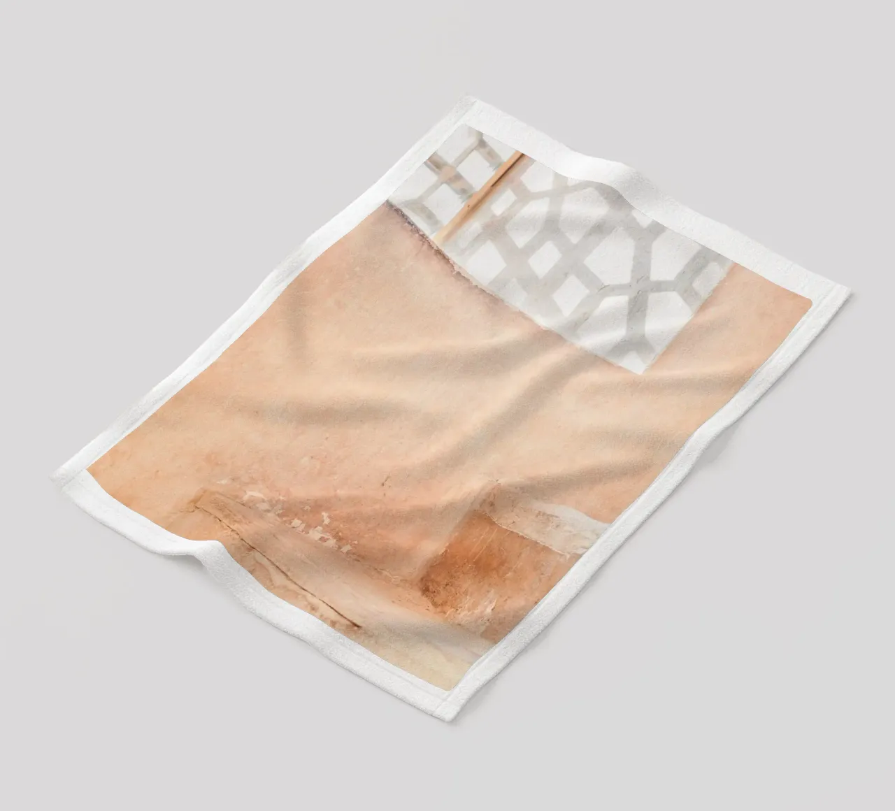 Persian architecture in peach coperta in pile da photolovers