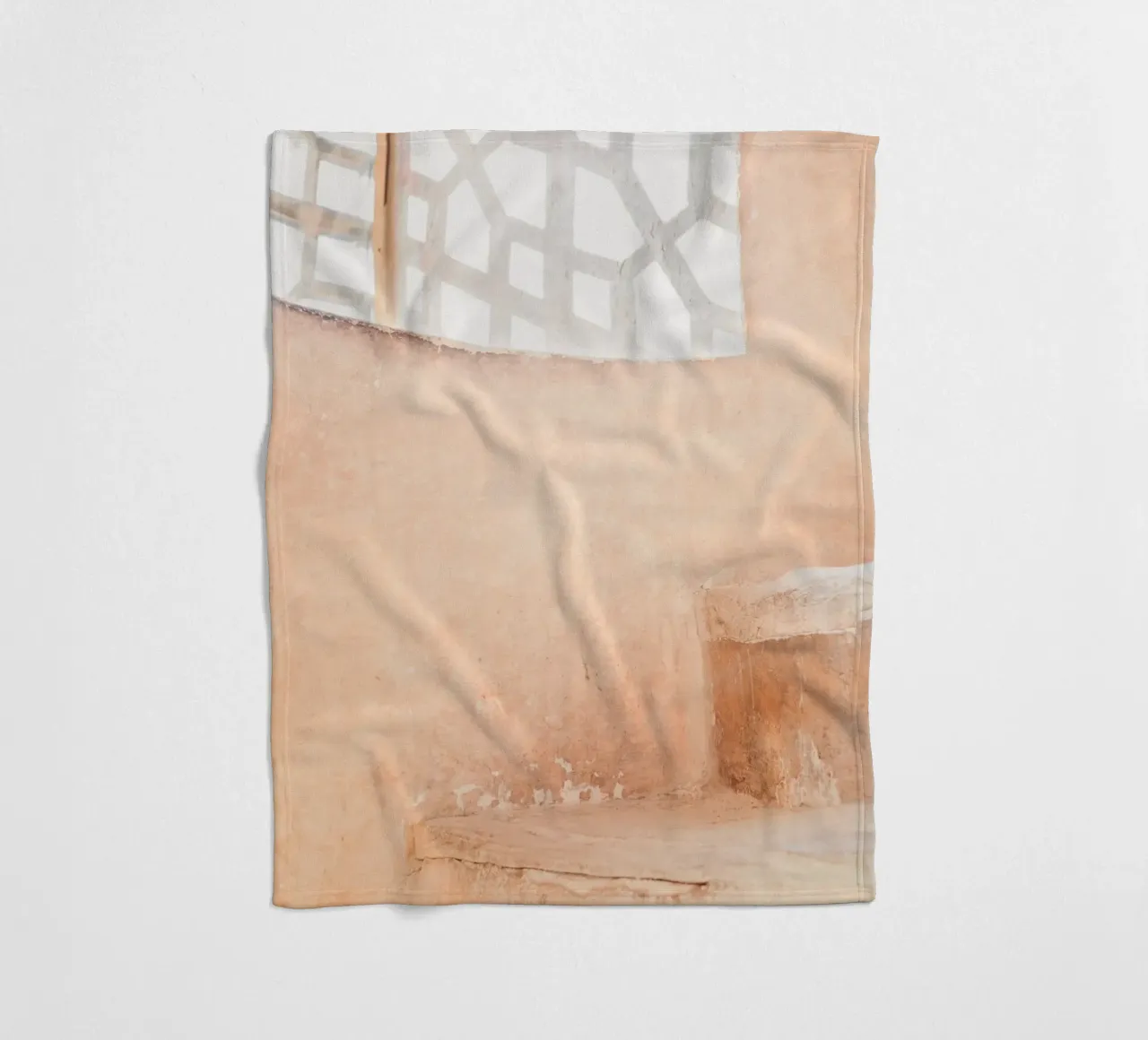 Persian architecture in peach coperta in pile da photolovers