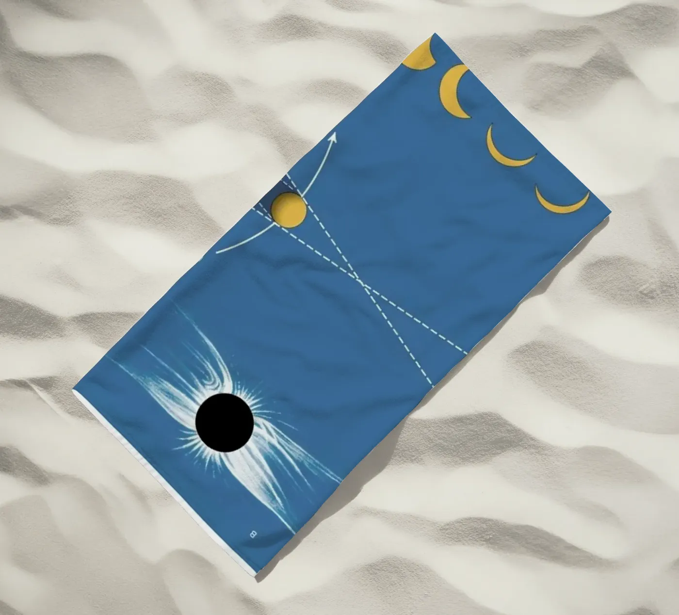 Solar Eclipse Strandtuch von Astër