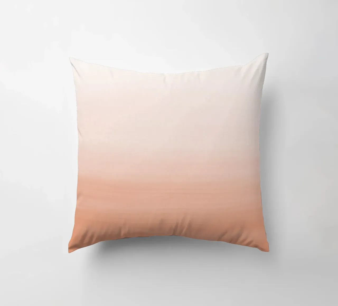 Pfirsich Aquarell Farbverlauf Kissen von NouveauPrints
