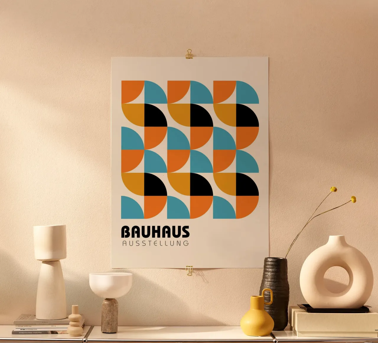 Geometria Bauhaus - colori retrò poster con telaio in legno da Casa Calm