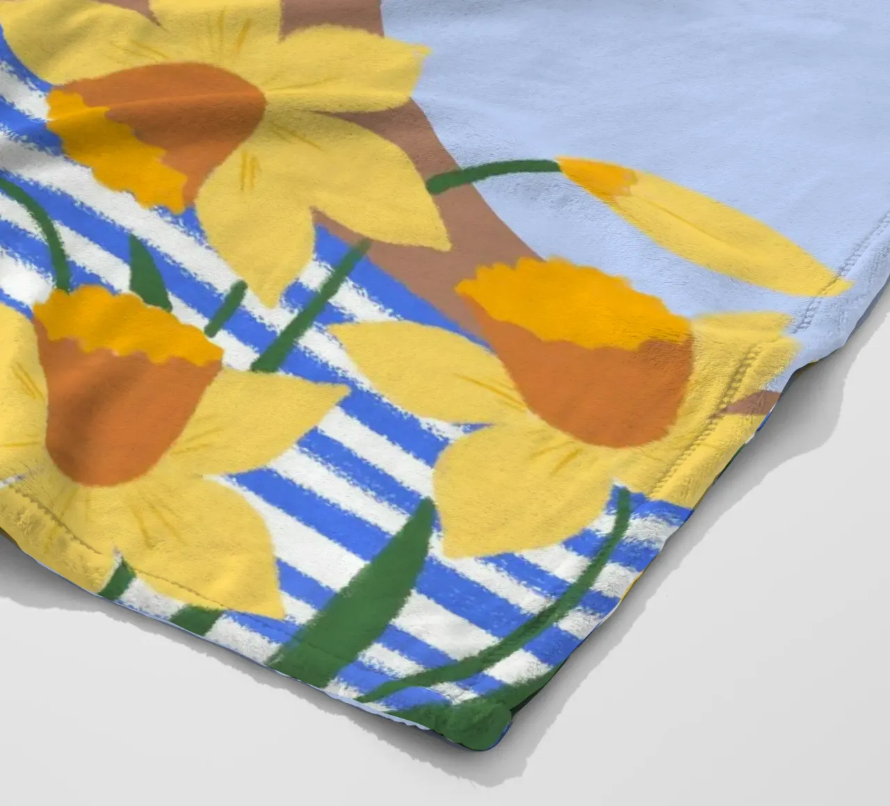 Girl with Daffodils coperta in pile da Isabel Junghans-Bichler