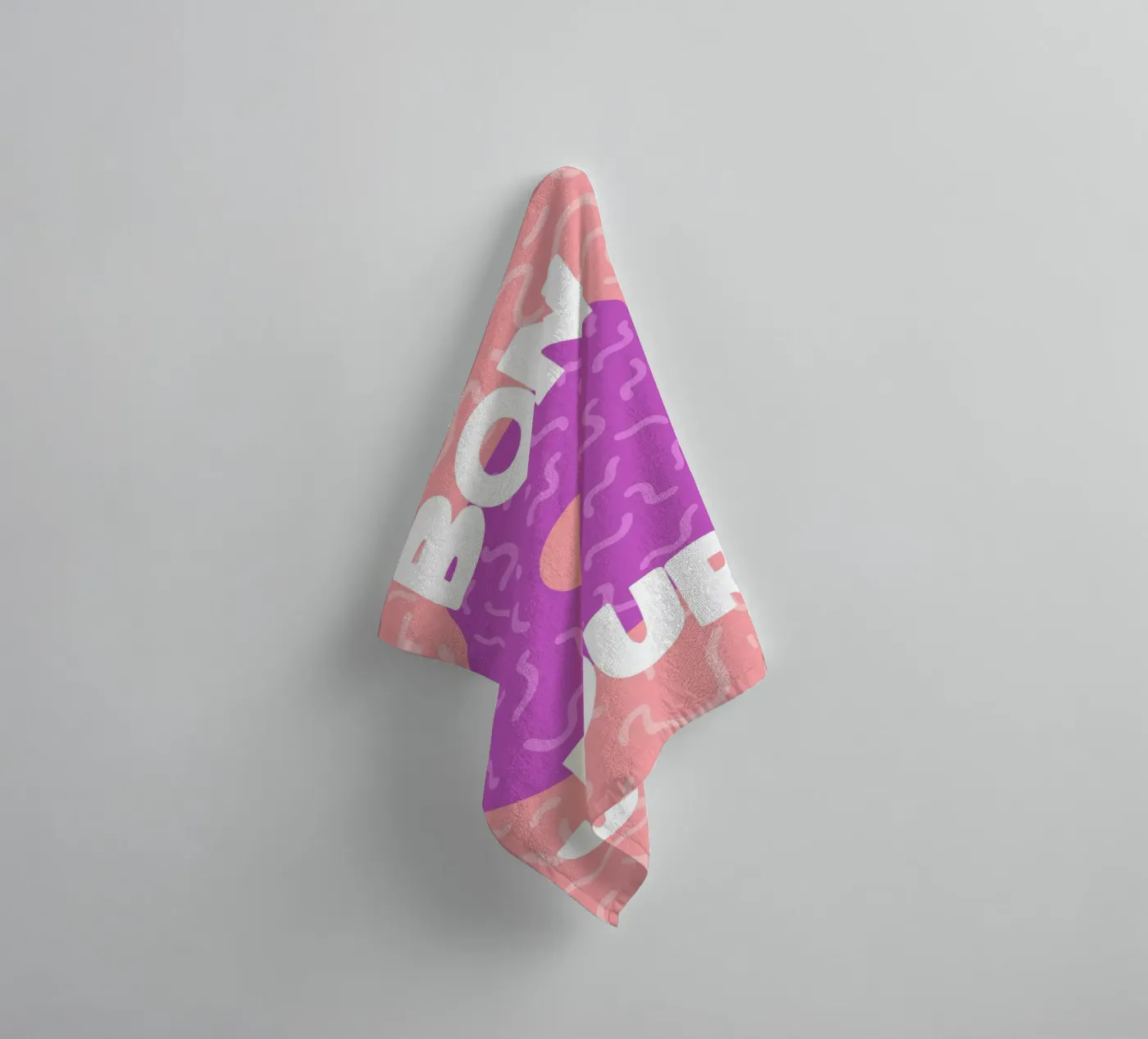 Hello towel by MODERN NUANCE