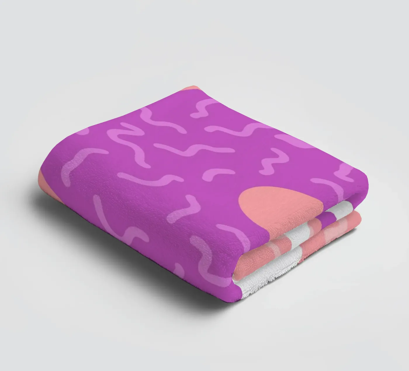 Hello towel by MODERN NUANCE