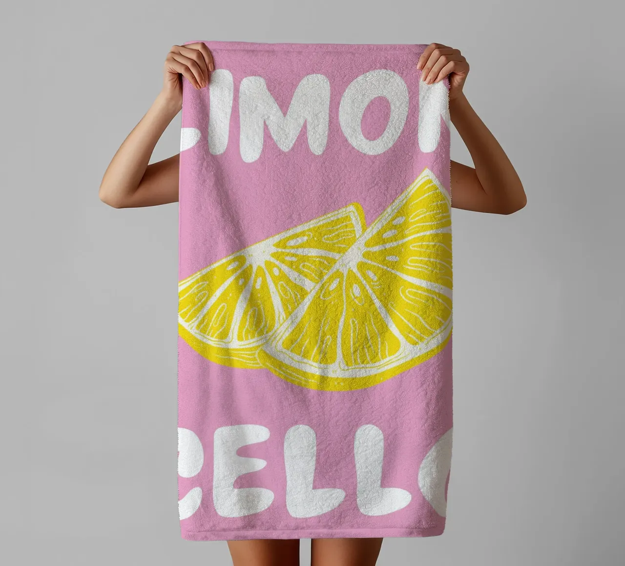 Stampa d'arte di una fetta di limone al limoncello, con colori audaci rosa e giallo asciugamano da bagno da pdigitalprints