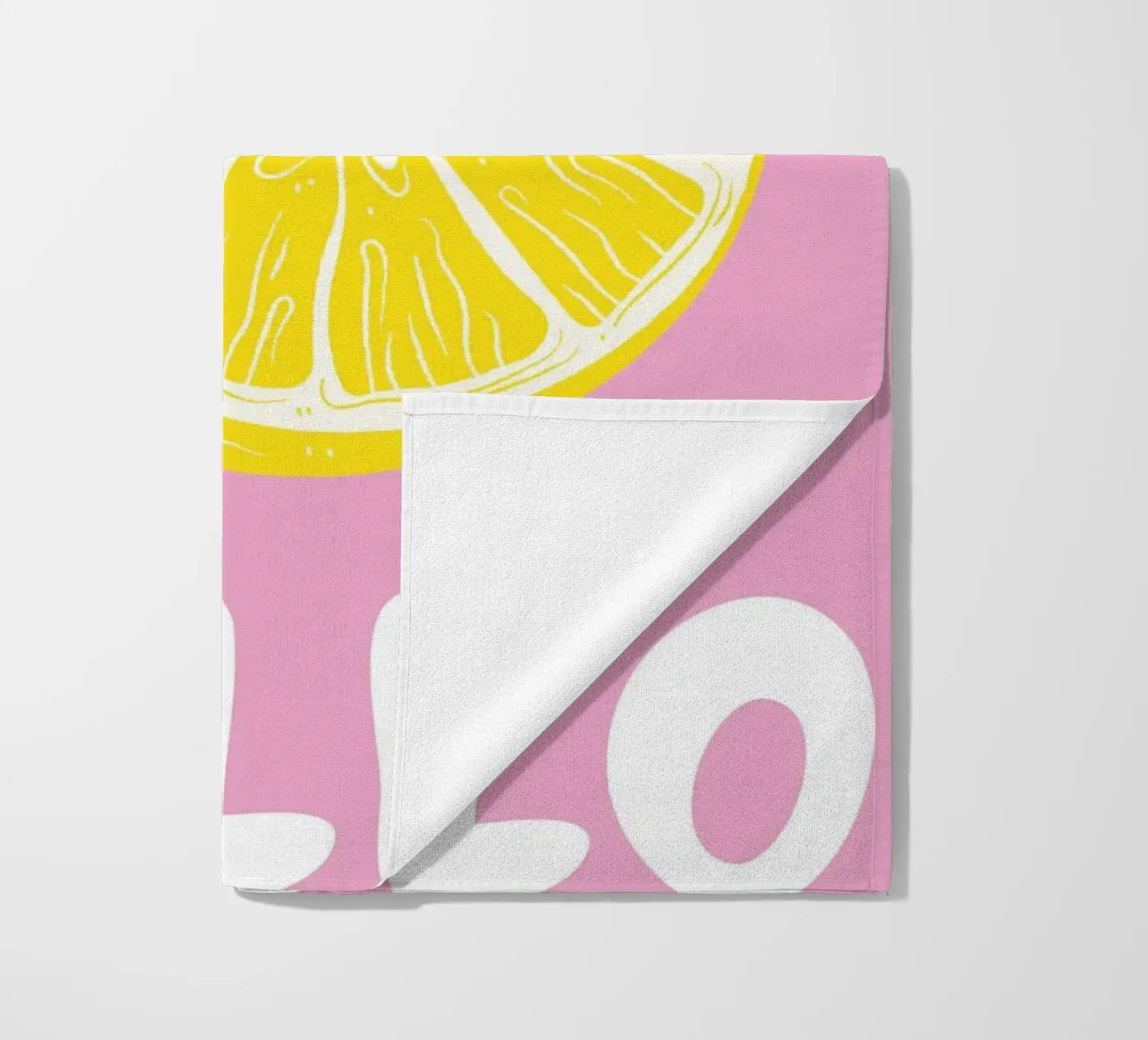 Stampa d'arte di una fetta di limone al limoncello, con colori audaci rosa e giallo telo mare da pdigitalprints