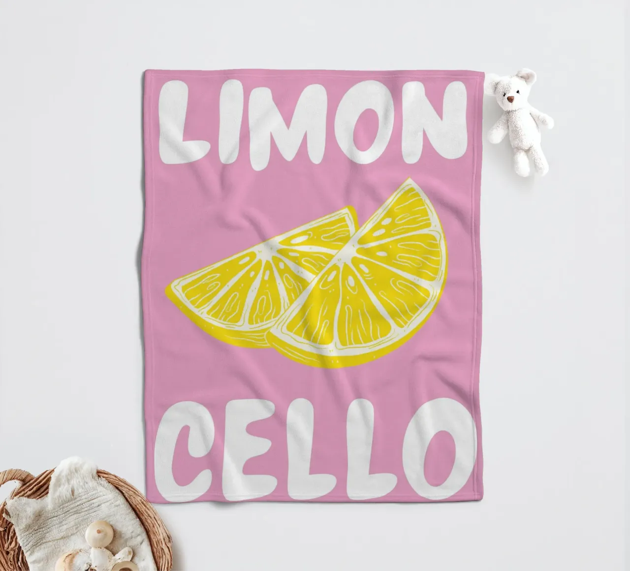 Limoncello Lemon Slice Art Print con rosa y amarillo intenso manta de franela de pdigitalprints