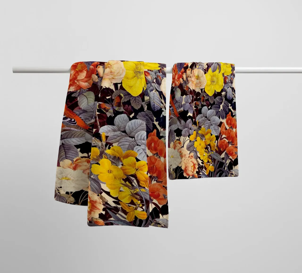 Floral and Birds - Colorful II asciugamano da bagno da burcukorkmazyurek