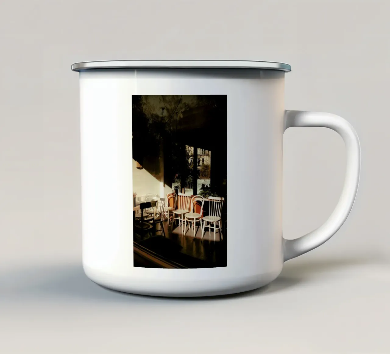 Analog Vibes mug en émail de Sebastian Hilgetag