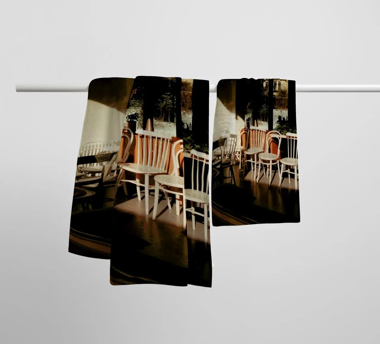 Analog Vibes towel by Sebastian Hilgetag