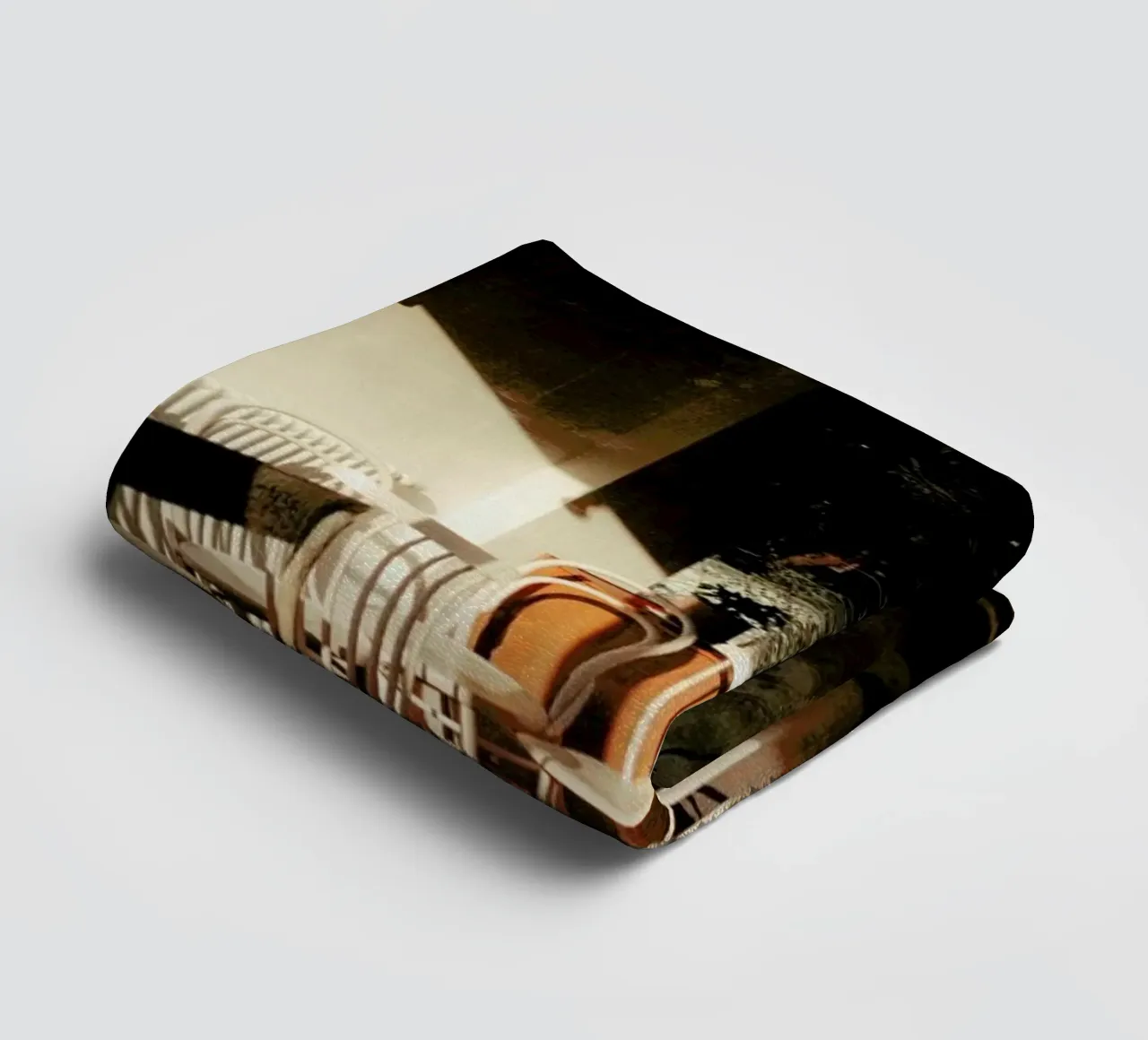 Analog Vibes towel by Sebastian Hilgetag