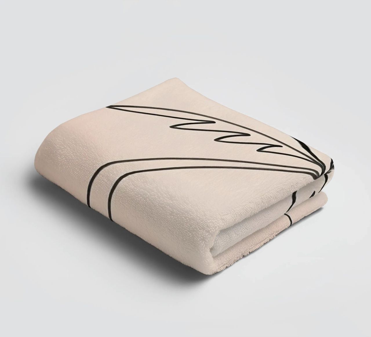 Lineare Zeichnung einer Palme vor einem Pastellhintergrund Handtuch von DesignDoodle