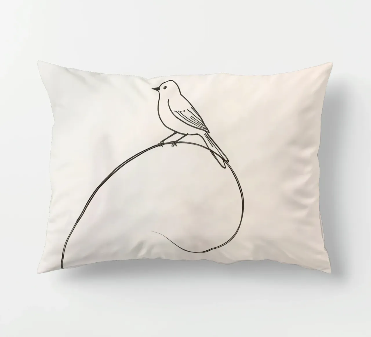 Uccello appollaiato su una linea delicata su uno sfondo chiaro cuscino da DesignDoodle
