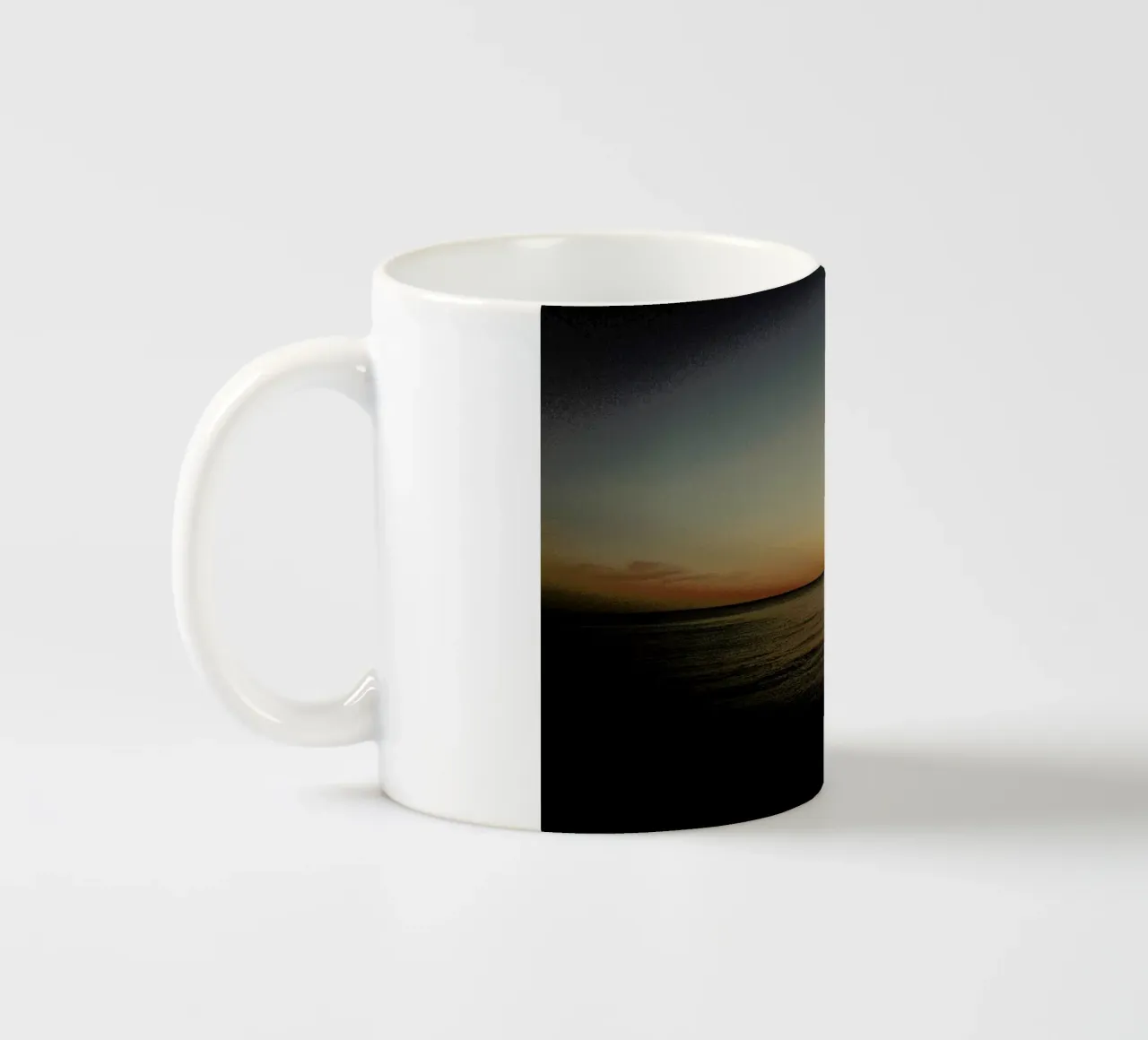 Tase of Sea Sunset II tazza in ceramica da Philipp Reinhard