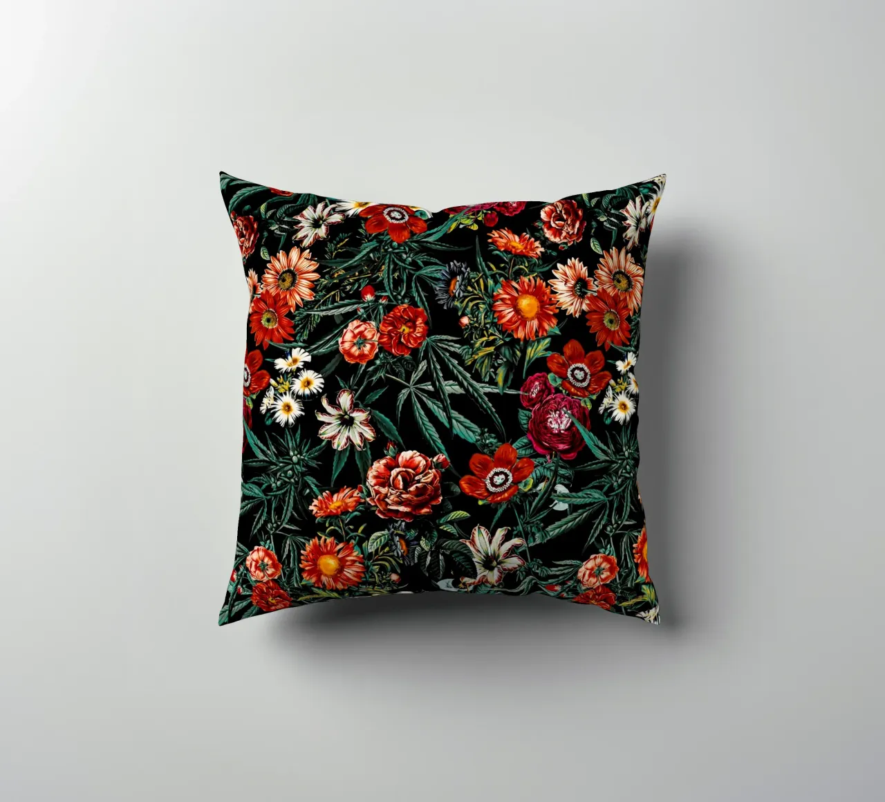 Marijuana and Floral Pattern cuscino da burcukorkmazyurek