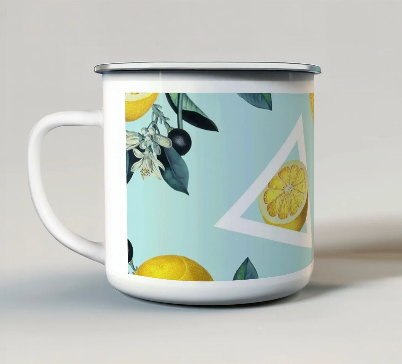 Geometric and Lemon Pattern III tazza in smalto da burcukorkmazyurek