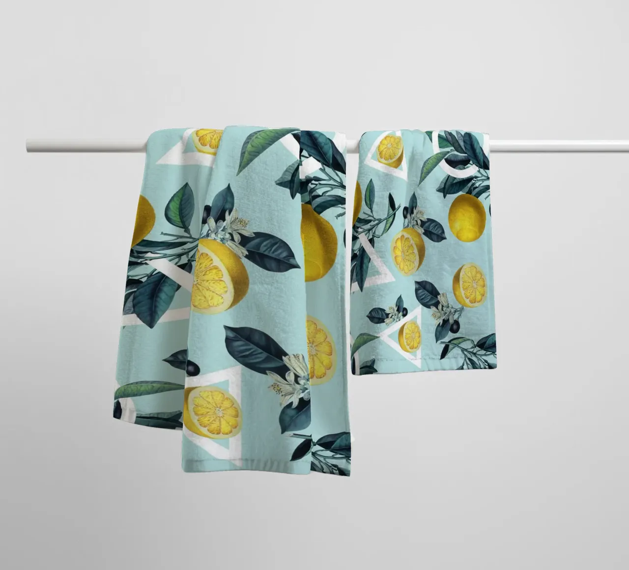 Geometric and Lemon Pattern III asciugamano da bagno da burcukorkmazyurek