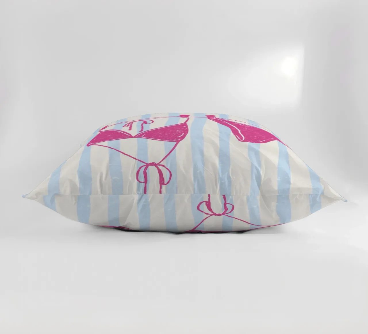 Bikini cuscino da IamHomeStudio