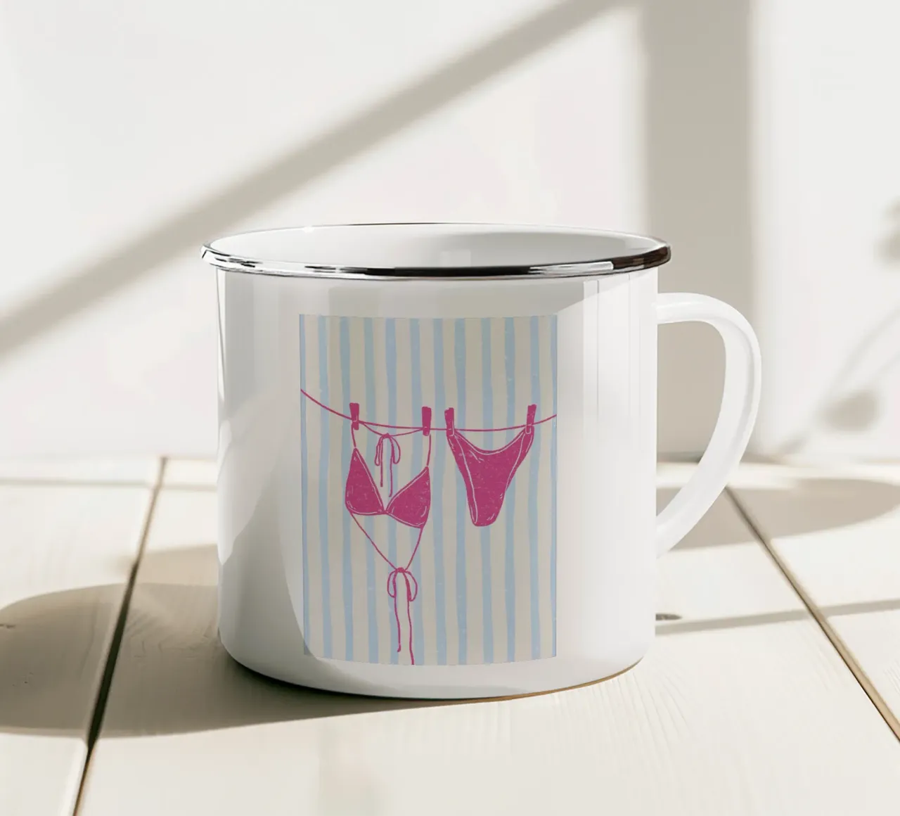 Bikini tazza in smalto da IamHomeStudio