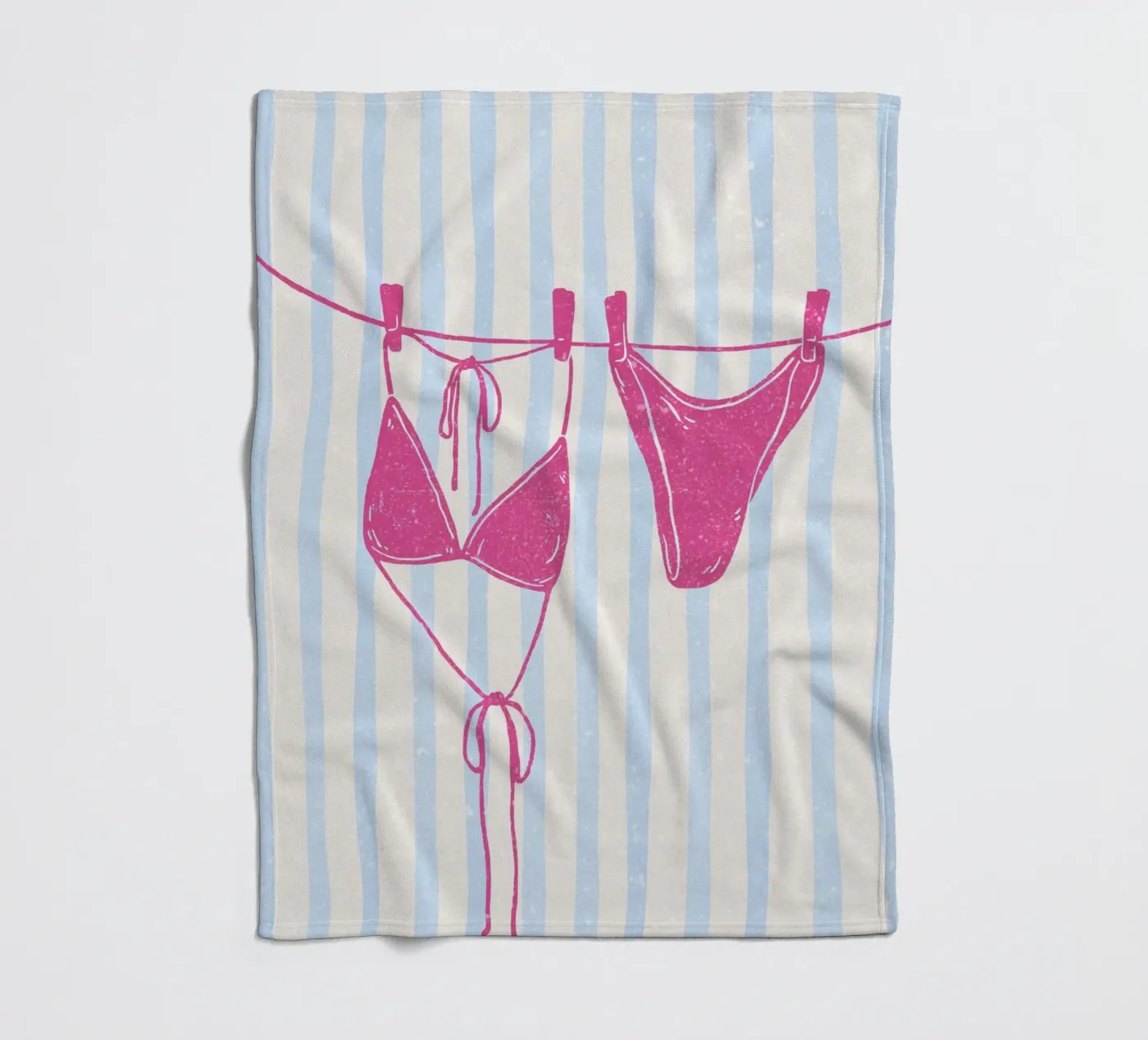 Bikini Fleecedecke von IamHomeStudio