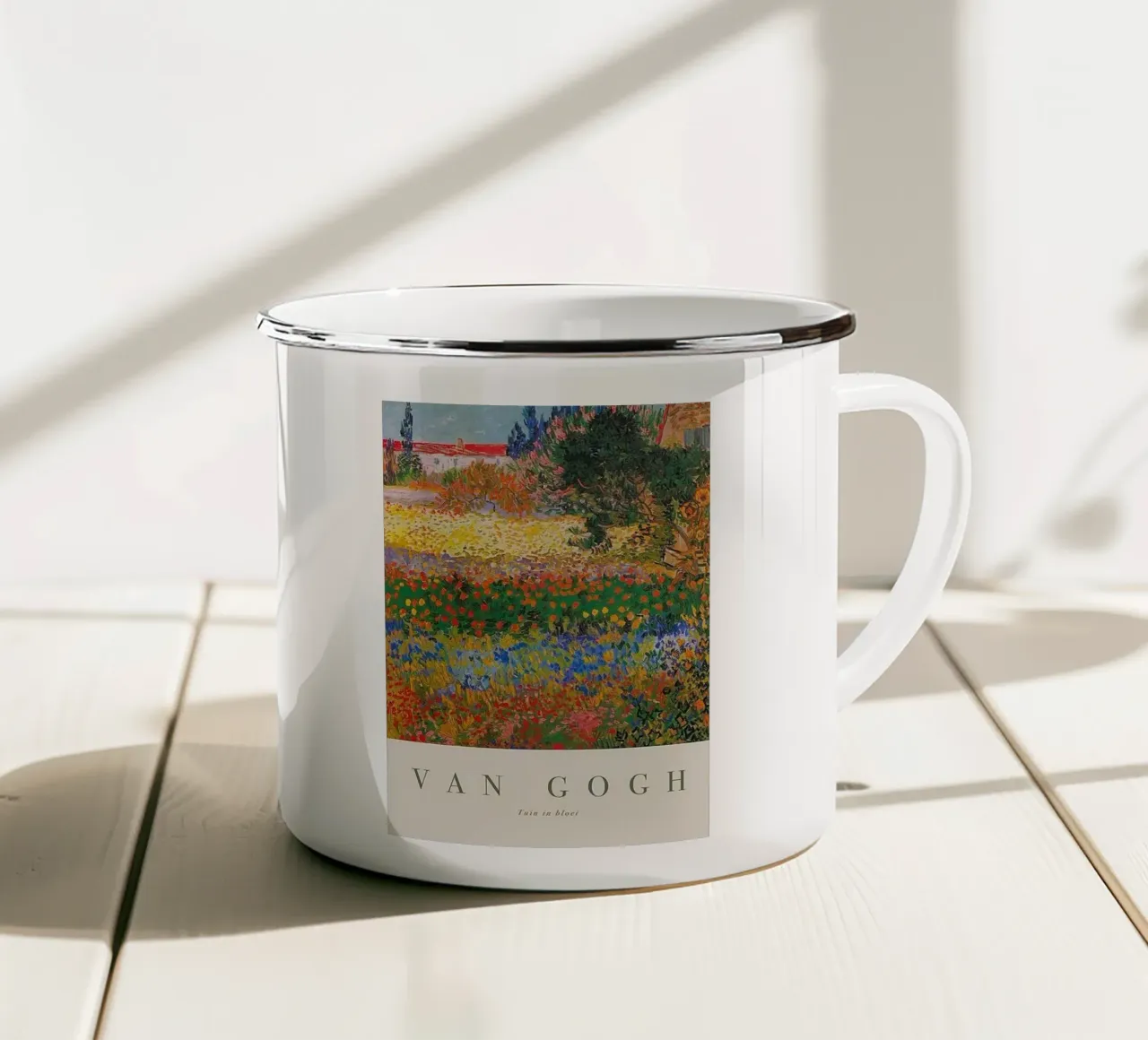 bellissimo giardino fiorito tazza in smalto da Piper Shop Oke
