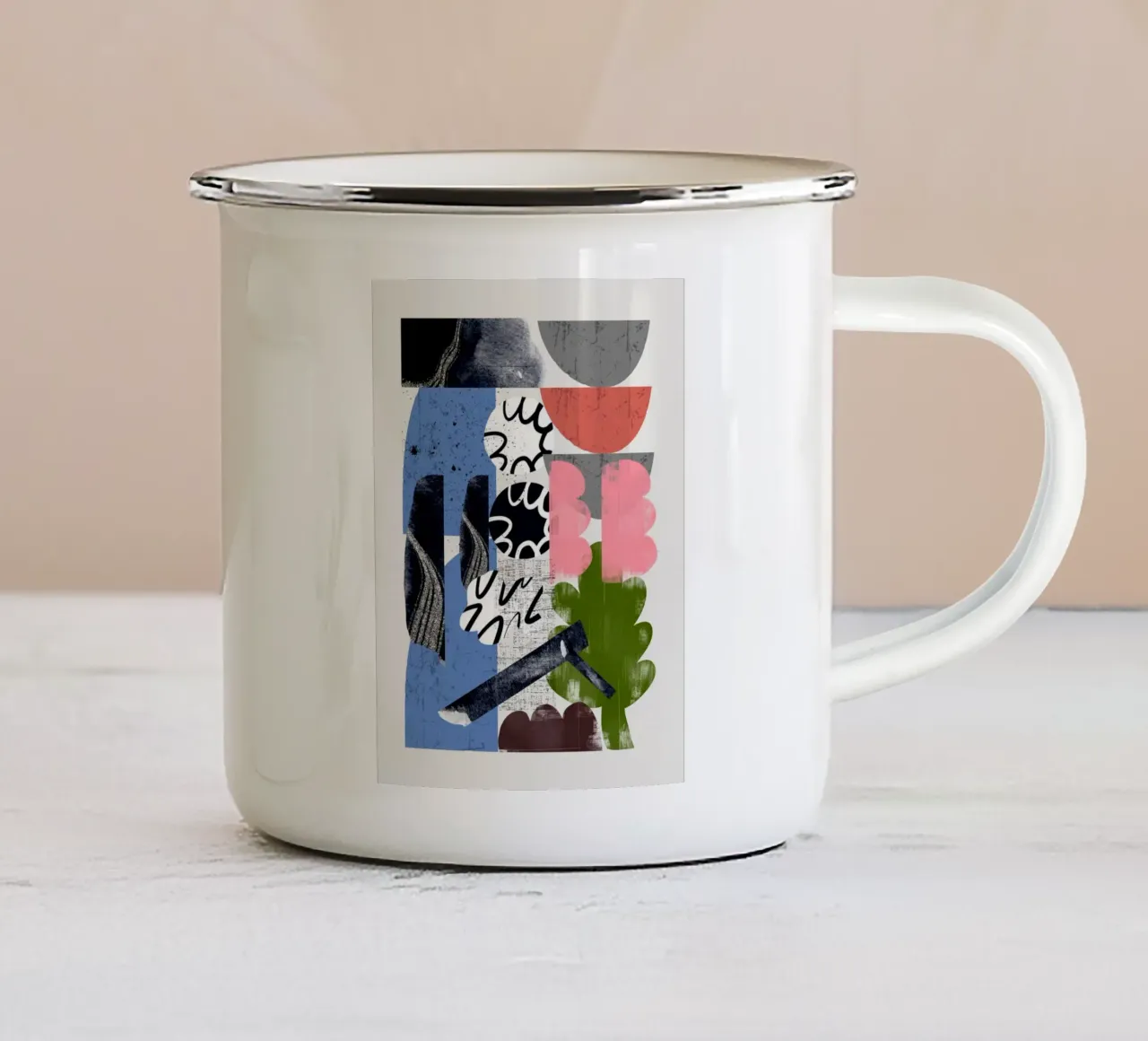 Collage di forme 05 tazza in smalto da Little Dean