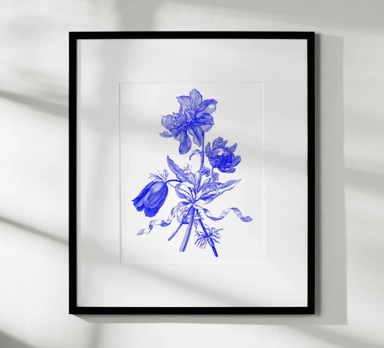 Bouquet di romantici fiori blu poster con telaio in legno da morphinaeblue