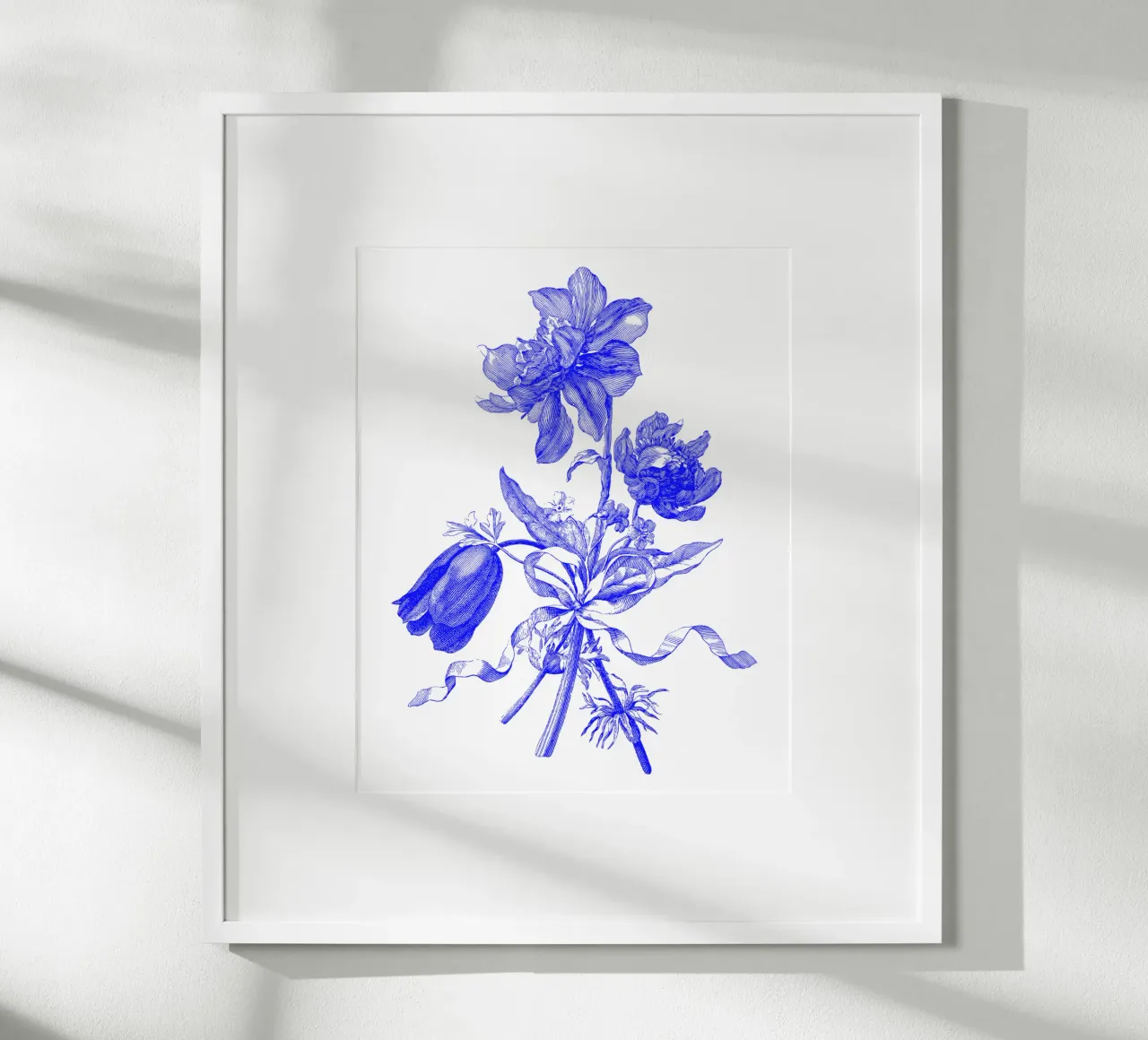 Bouquet di romantici fiori blu poster con telaio in legno da morphinaeblue