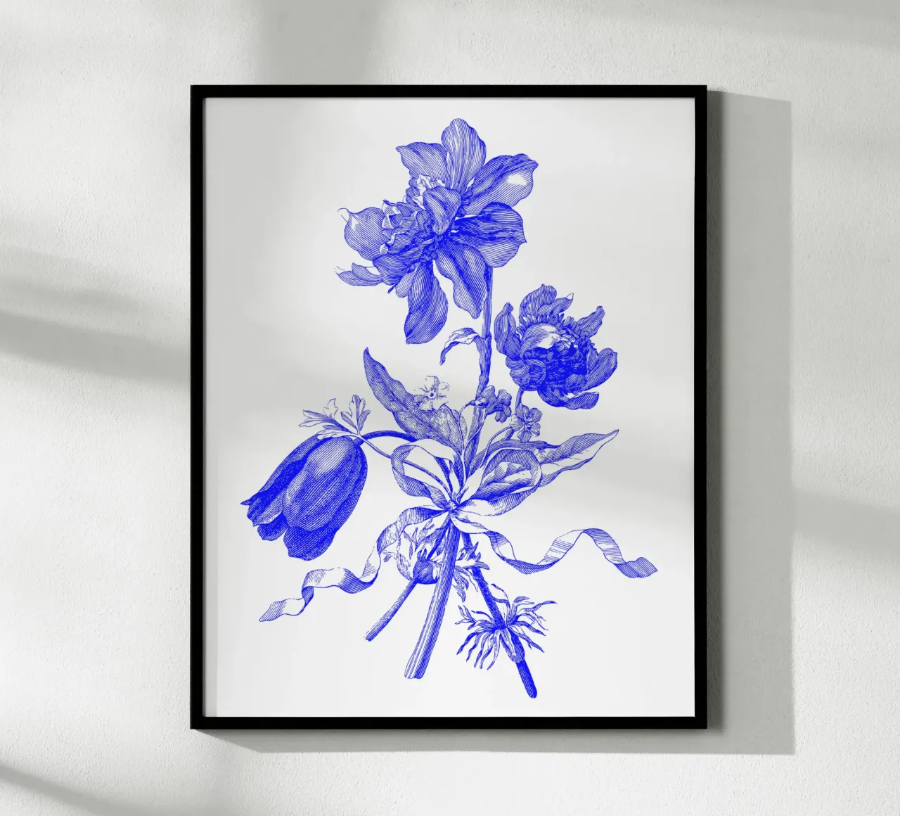 Bouquet di romantici fiori blu poster con telaio in legno da morphinaeblue