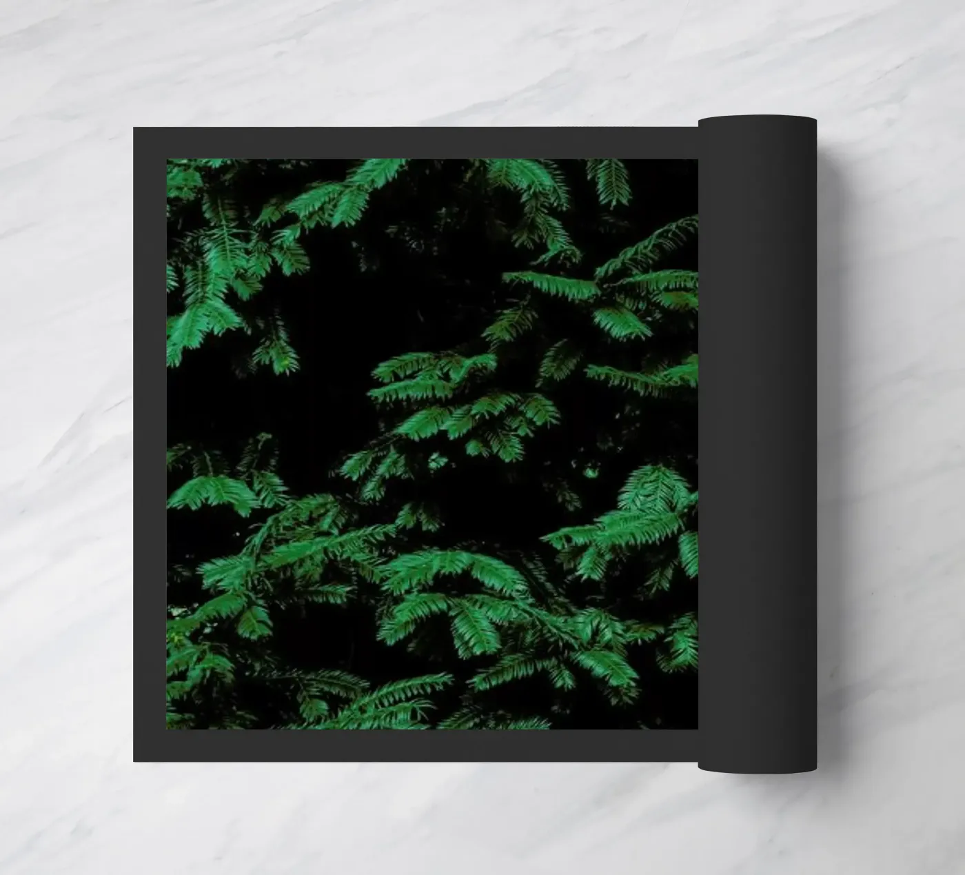 Coniferous Shrub deurmat van Sebastian Hilgetag