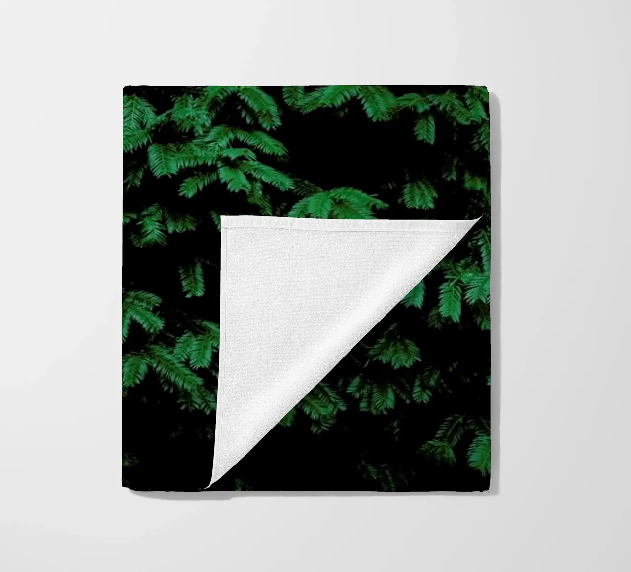 Coniferous Shrub telo mare da Sebastian Hilgetag