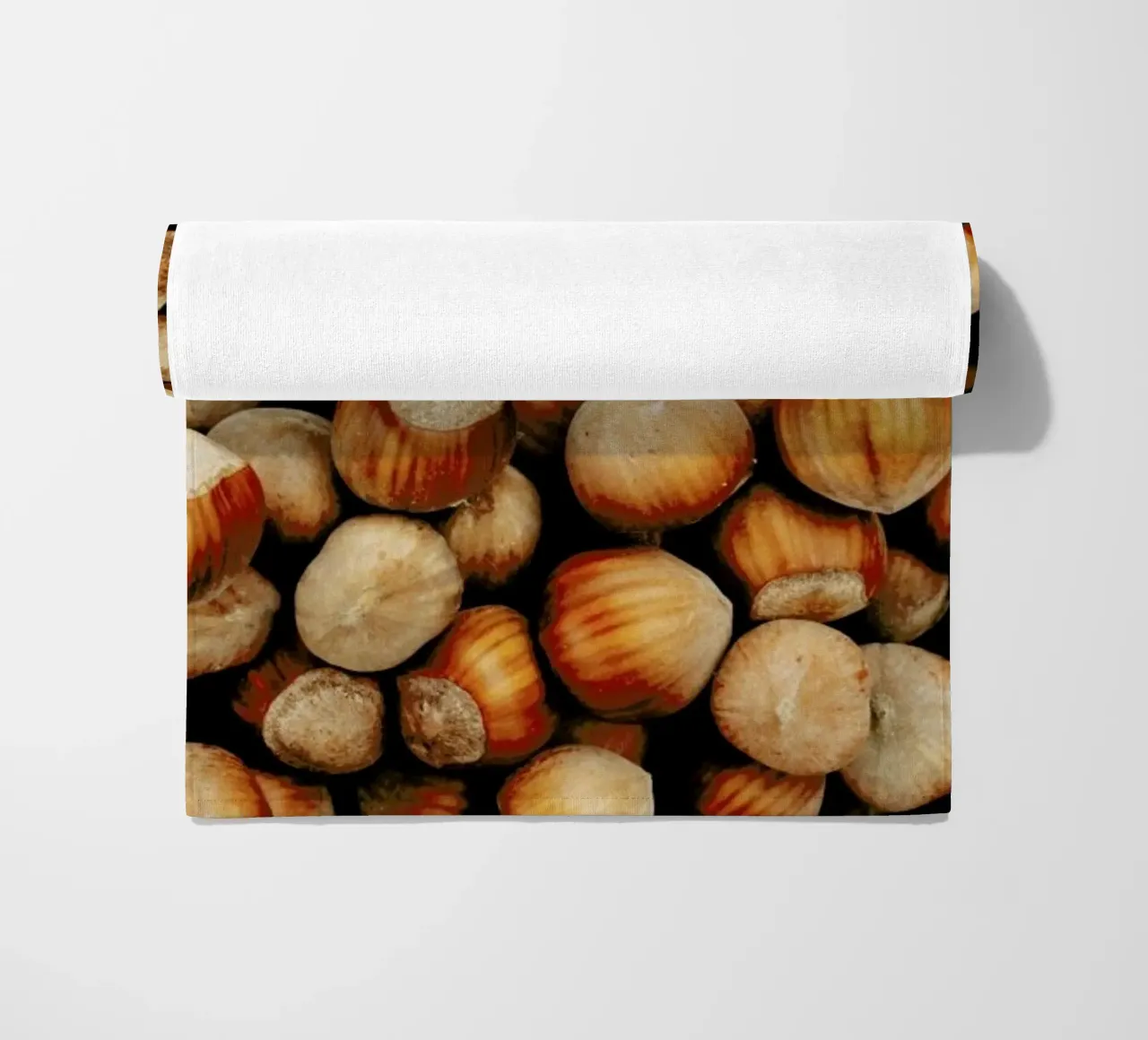 Hazelnuts telo mare da Sebastian Hilgetag