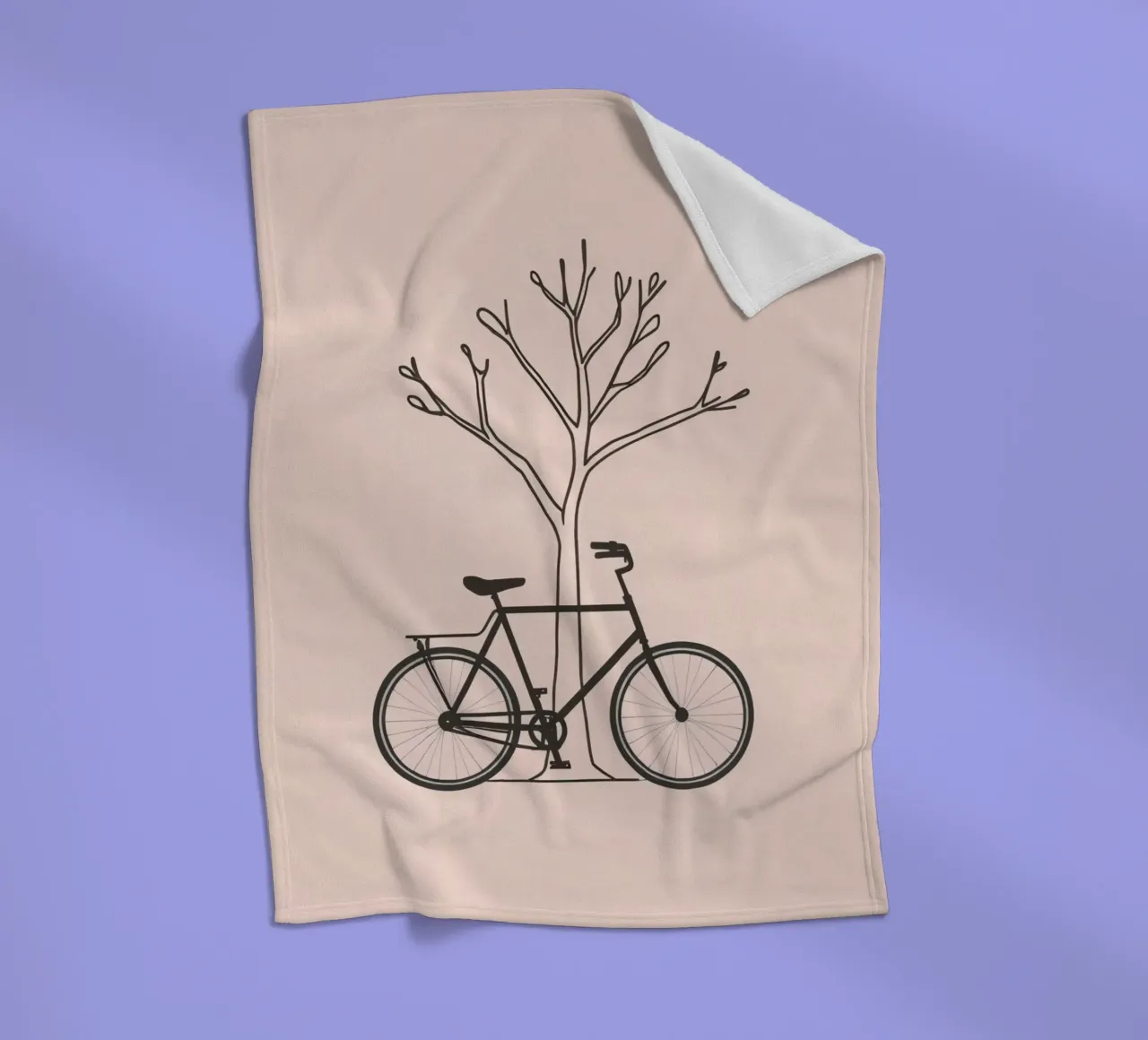 Bicicletta appoggiata a un albero spoglio su uno sfondo muto coperta in pile da DesignDoodle