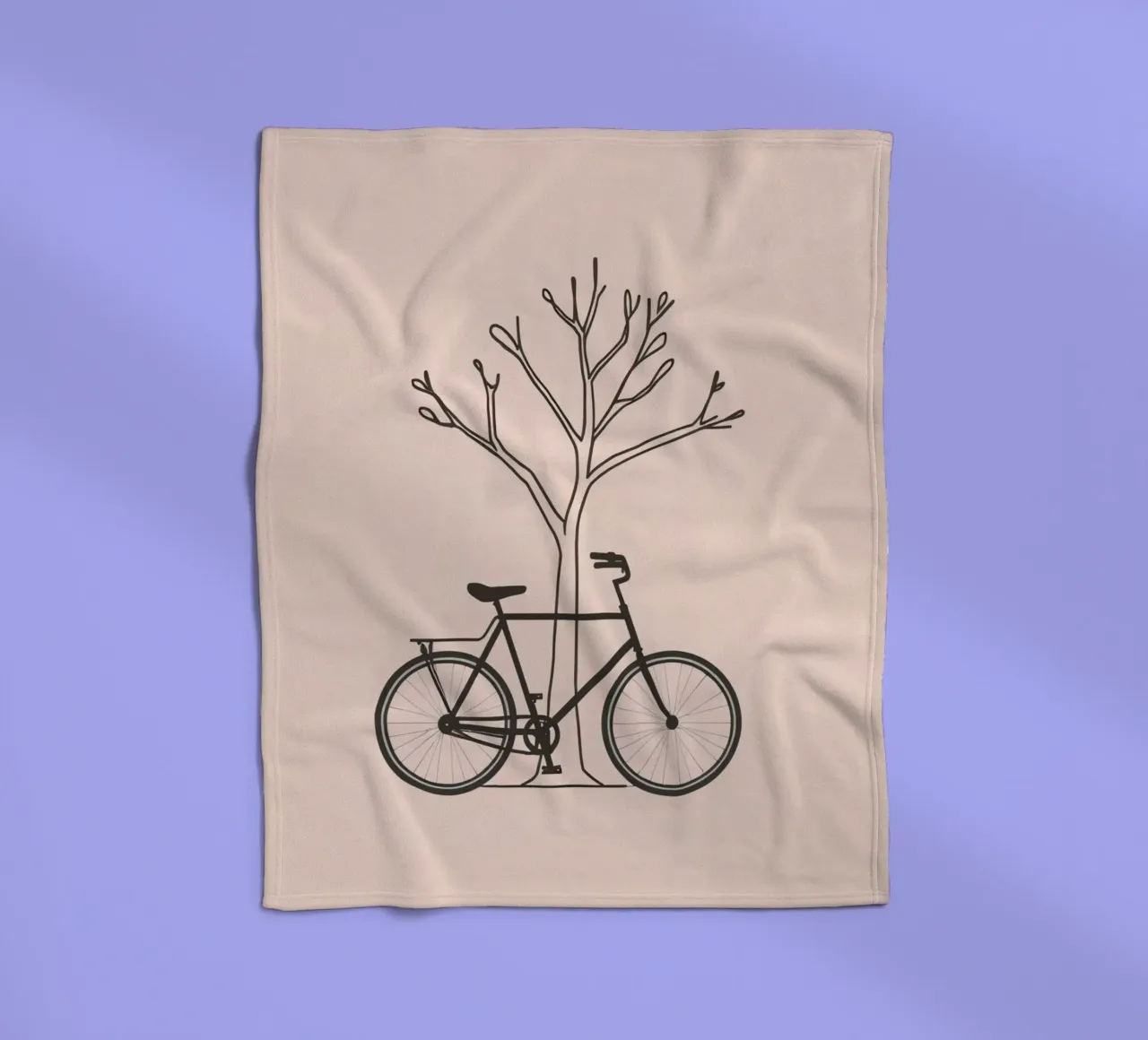 Bicicletta appoggiata a un albero spoglio su uno sfondo muto coperta in pile da DesignDoodle