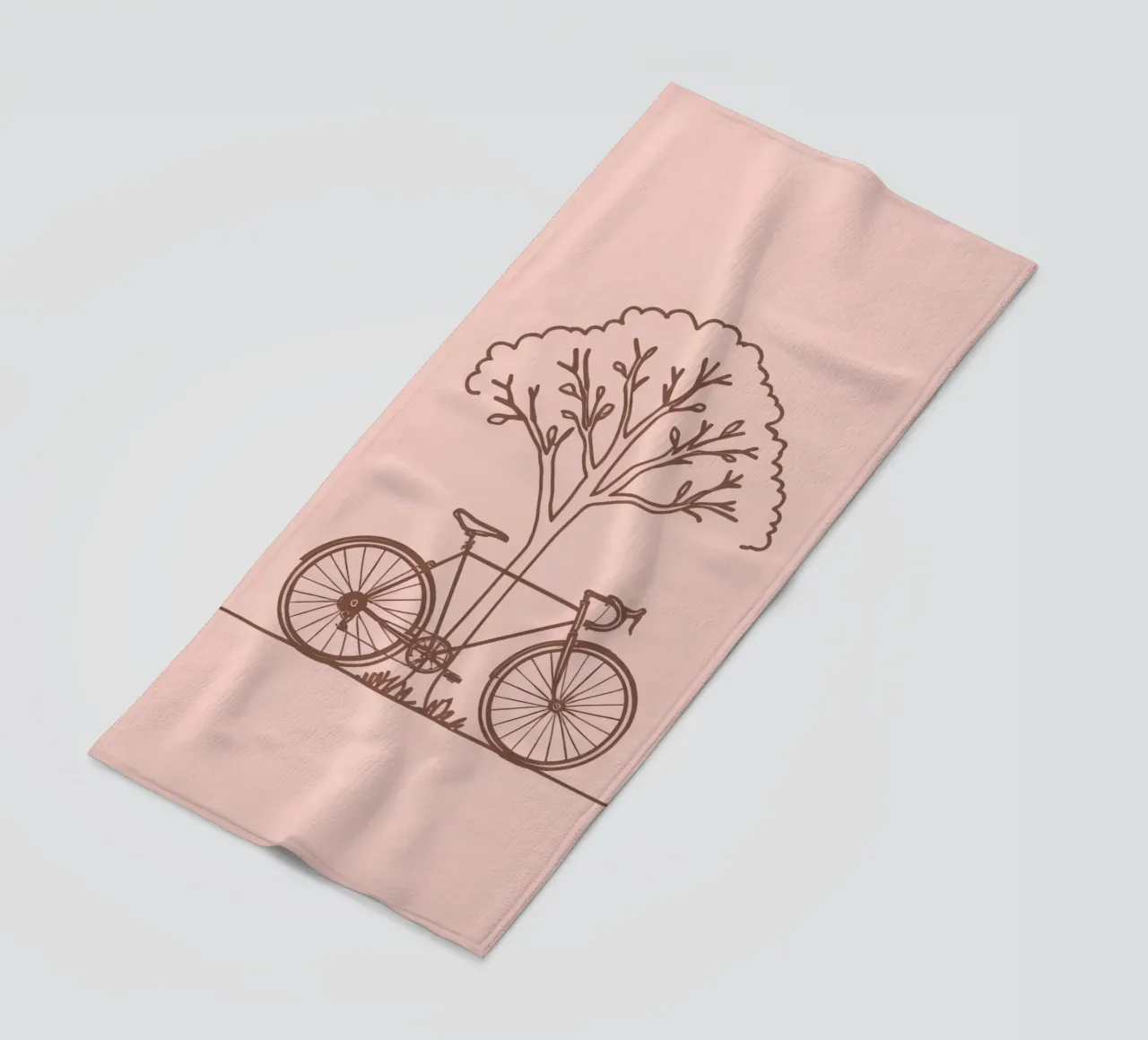 Bicicletta appoggiata ad un albero in un parco dal design semplice telo mare da DesignDoodle