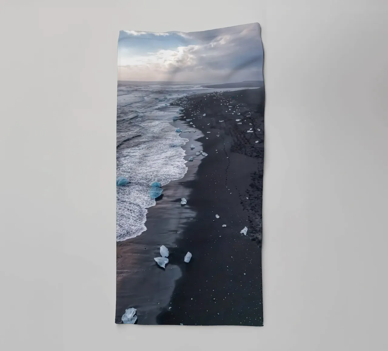 Diamond Beach Iceland asciugamano da bagno da Thilo Grøsch