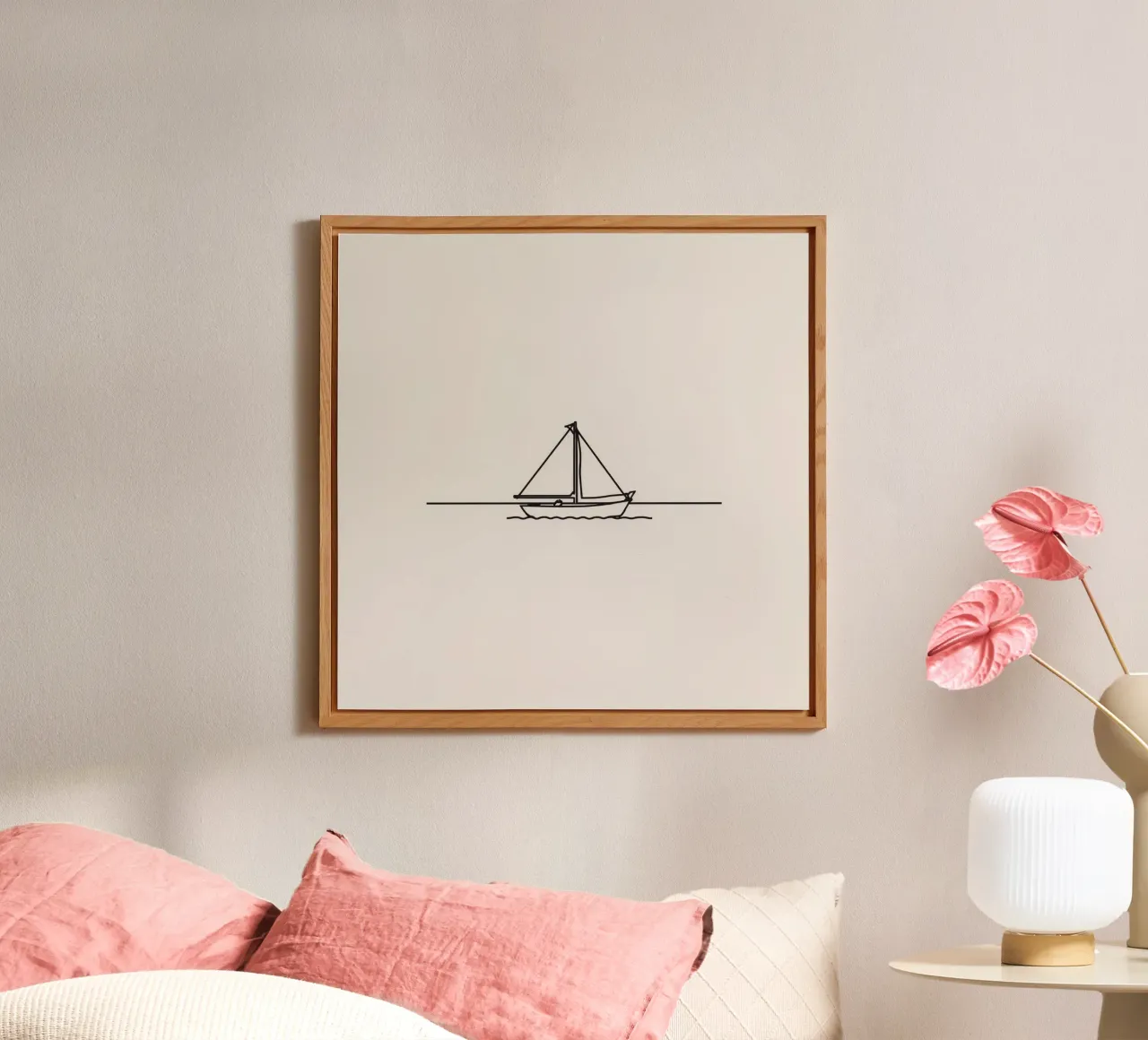 Segelboot gleitet über ruhige Gewässer unter klarem Himmel Forex-Platte von DesignDoodle